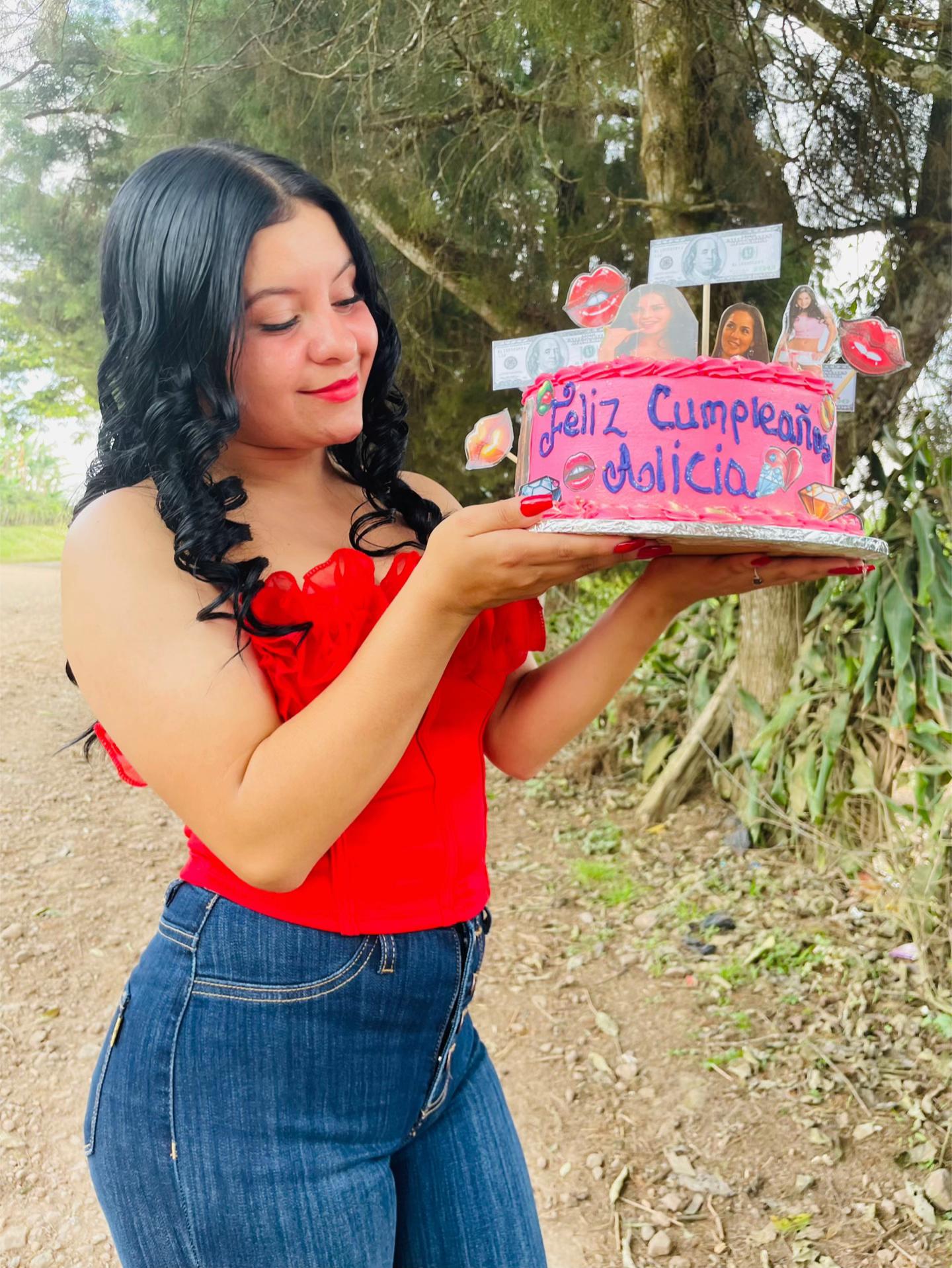 @Alicia Morales ๐ค