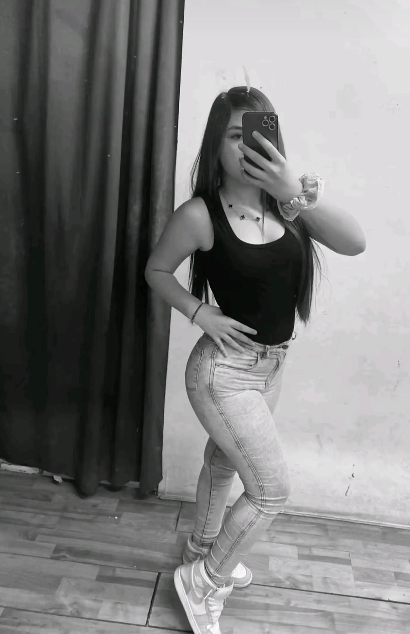 @larubia