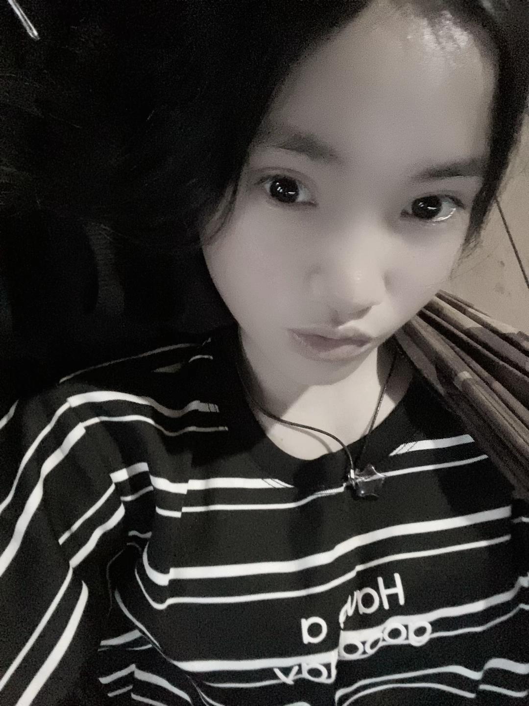 @ជំទាវណាលី🙂