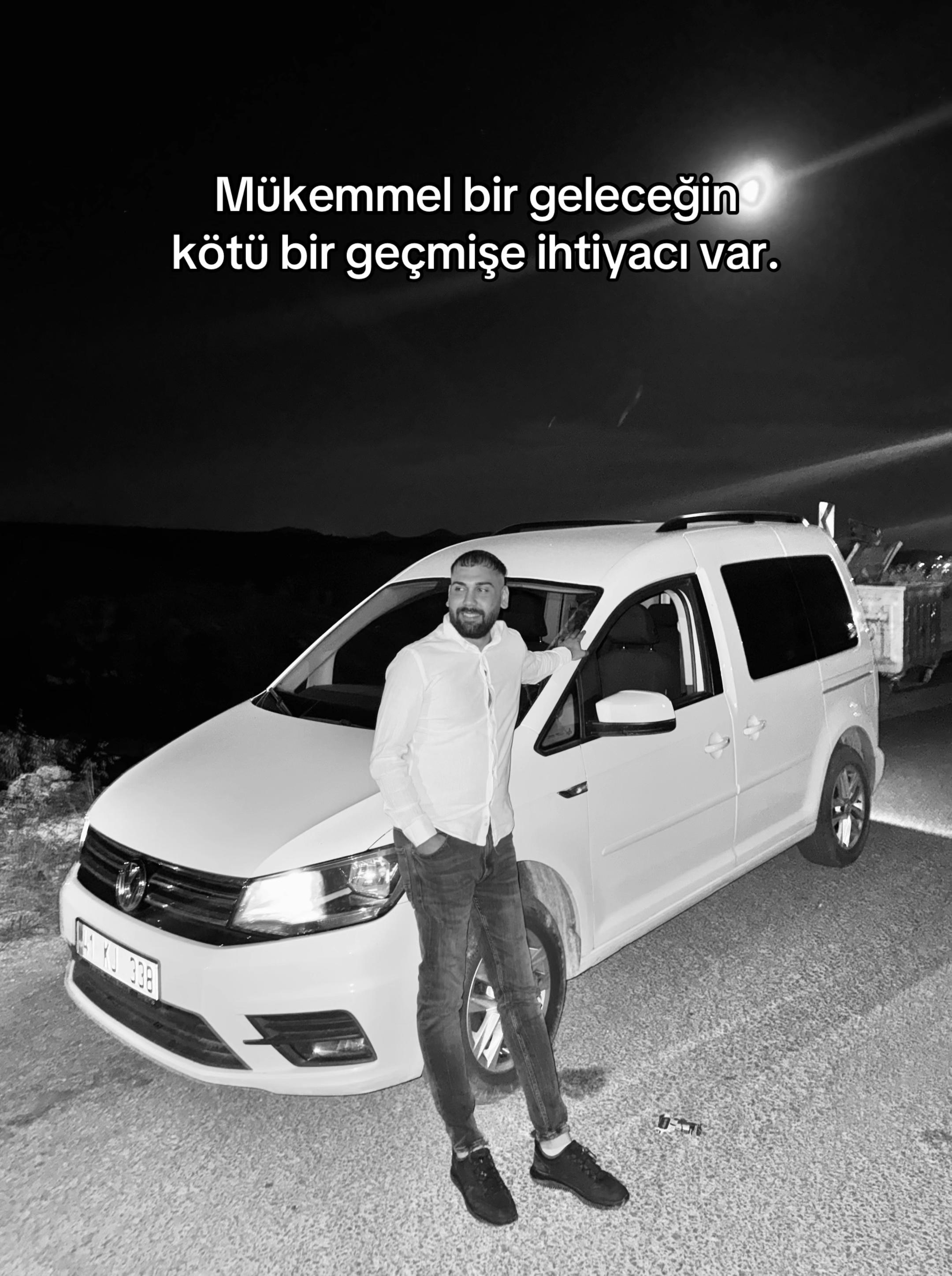 @MUSTAFA🗽