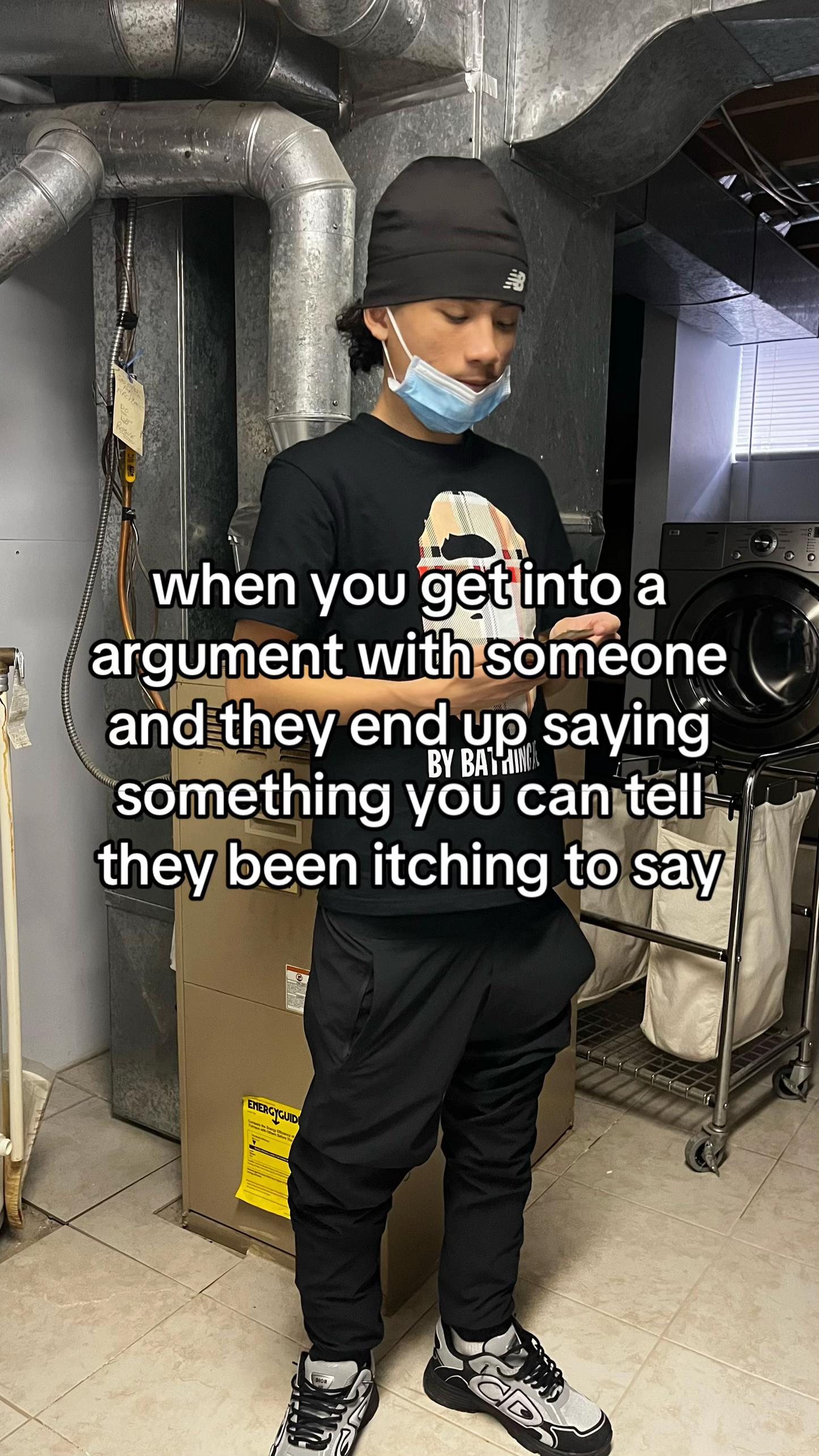 @️