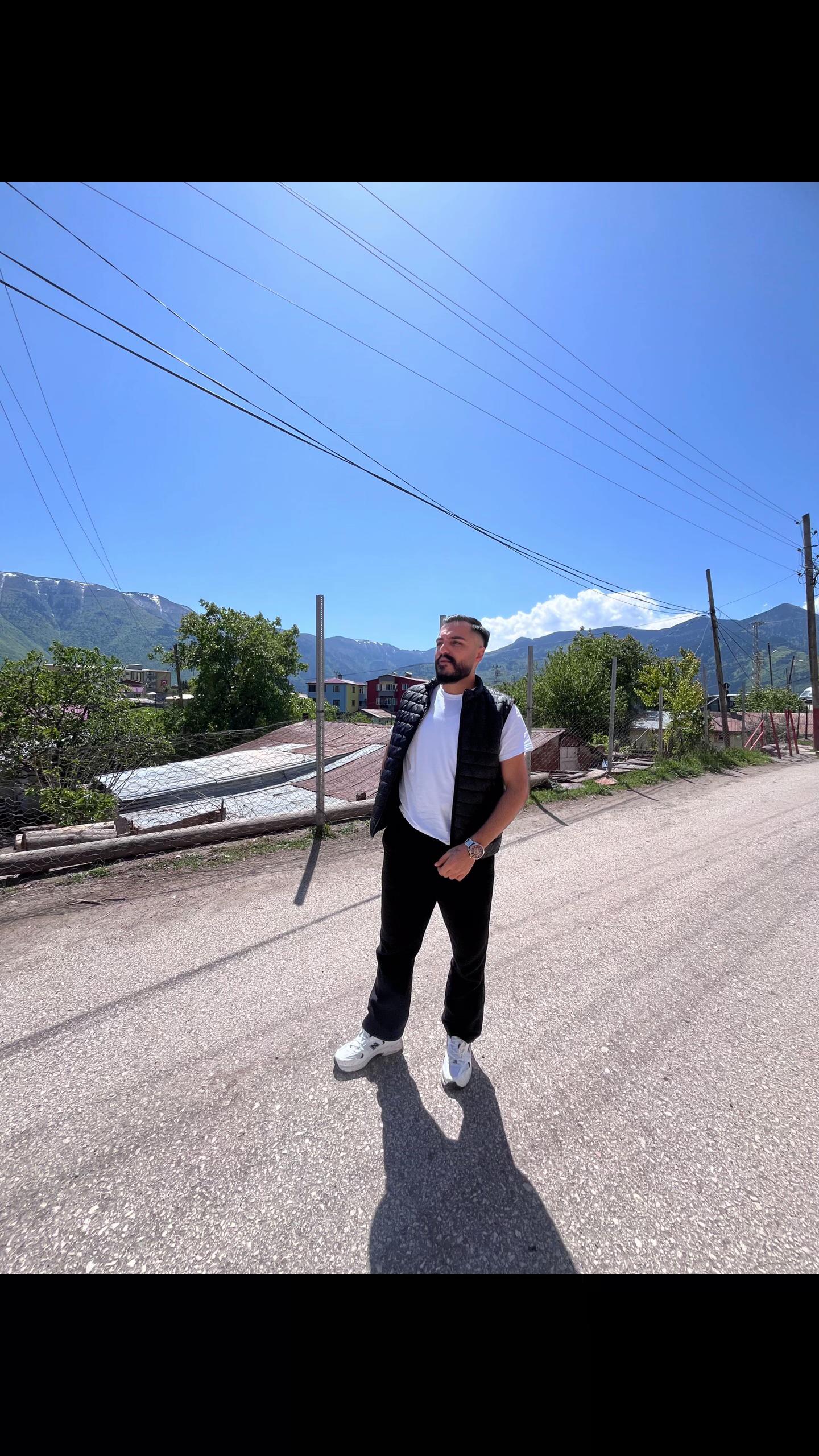 @Hüseyin 💫