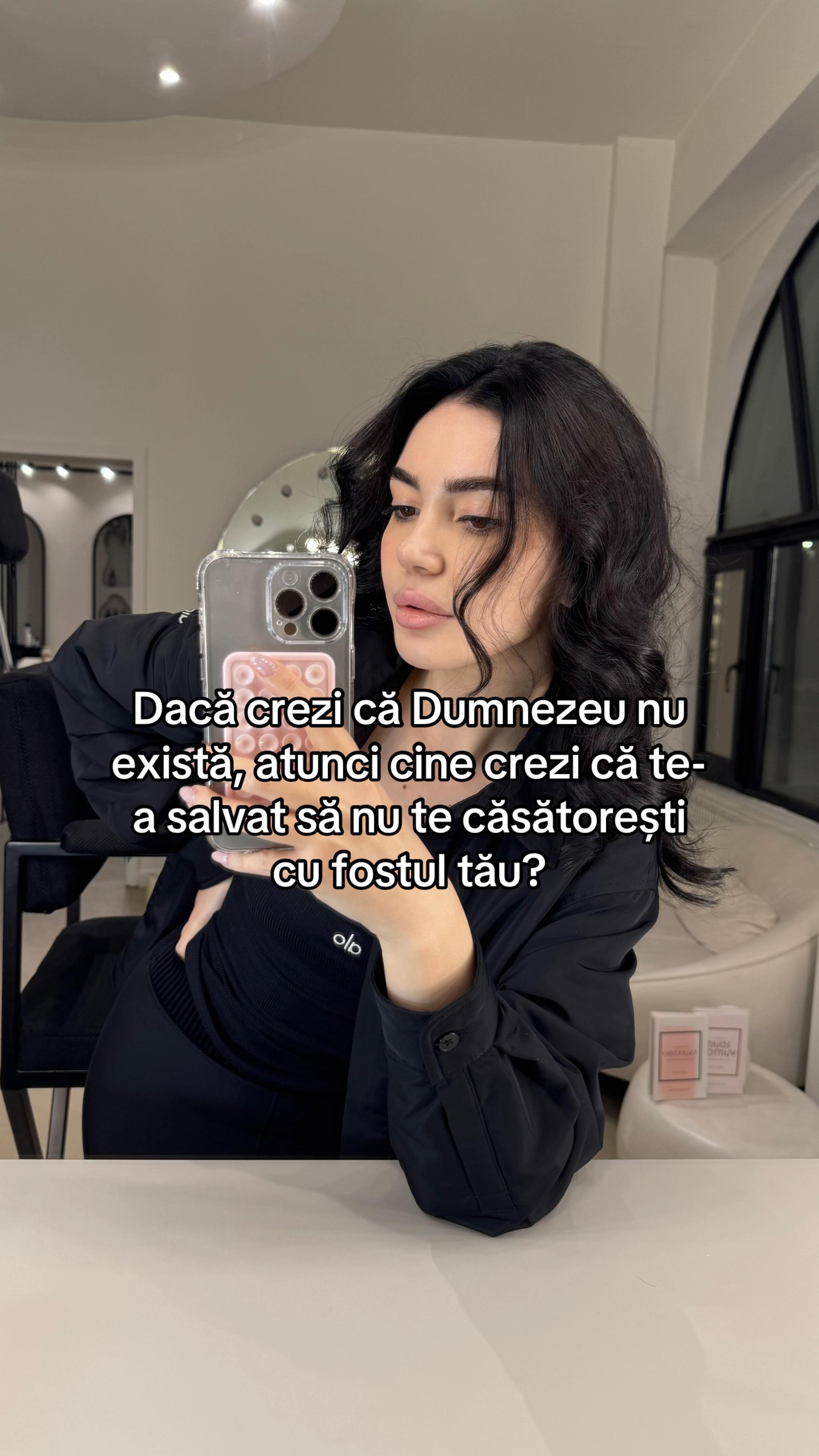 @Valee777