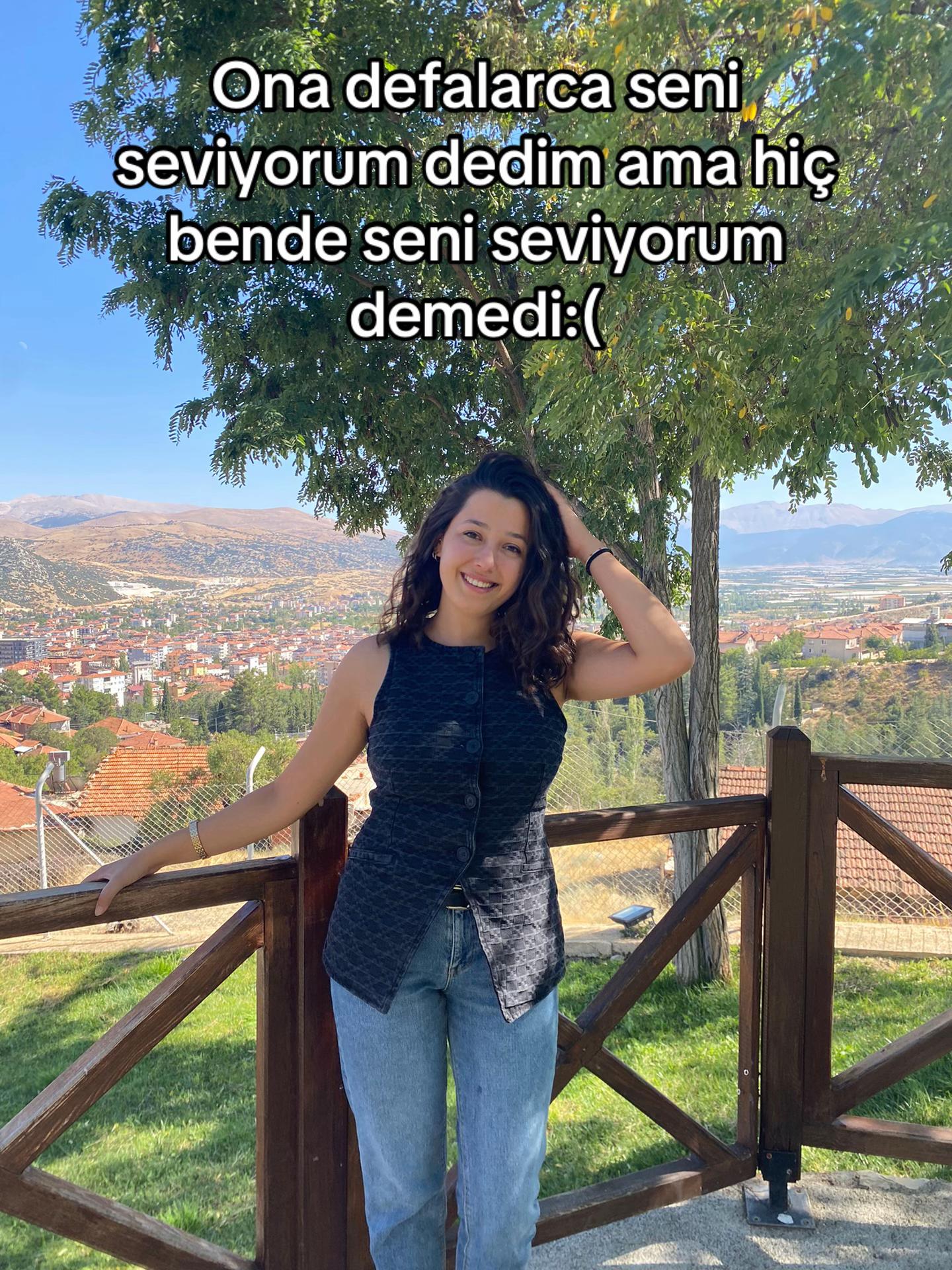 @Nuriş🐰