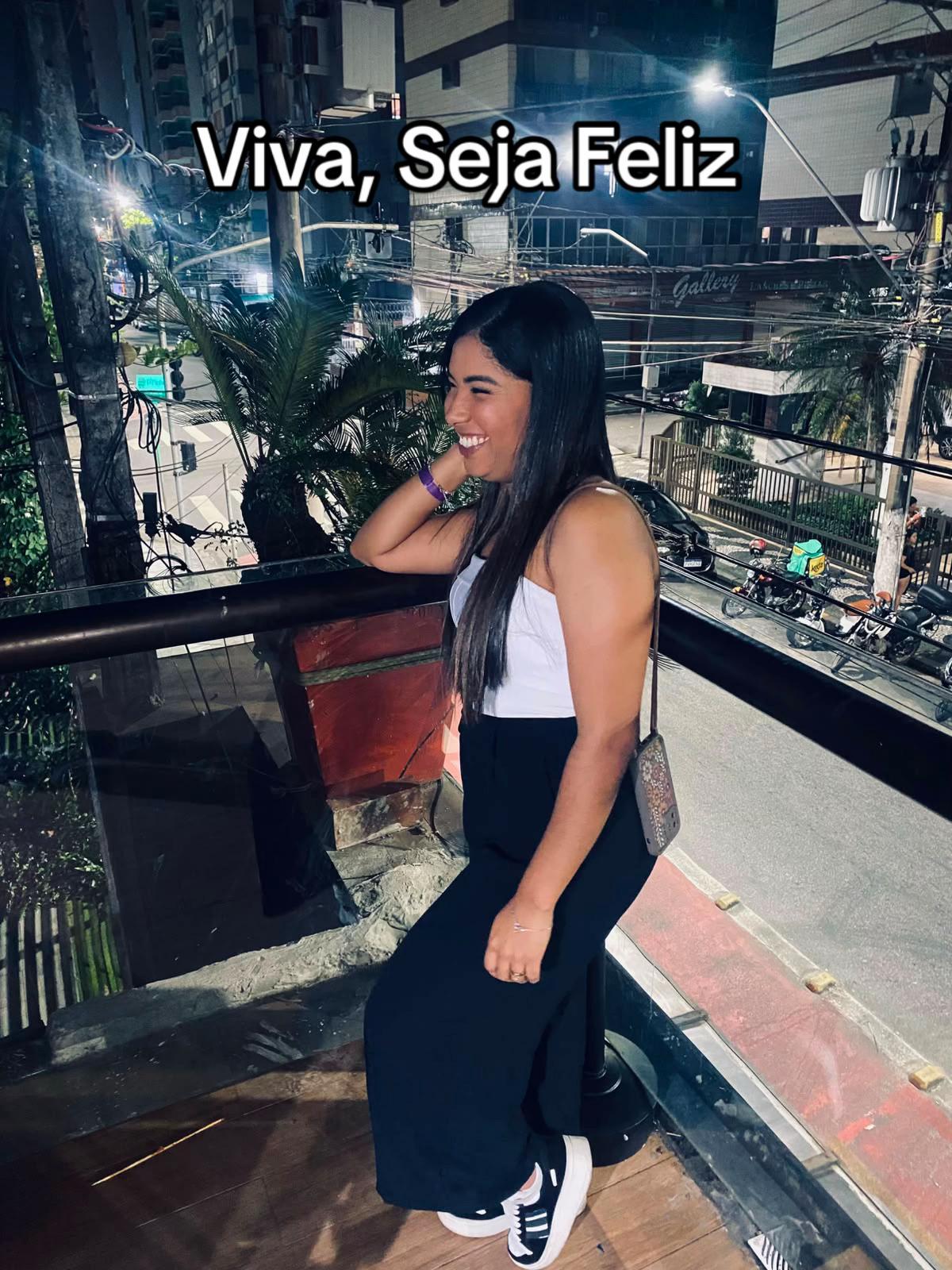 @laari.nasciment0