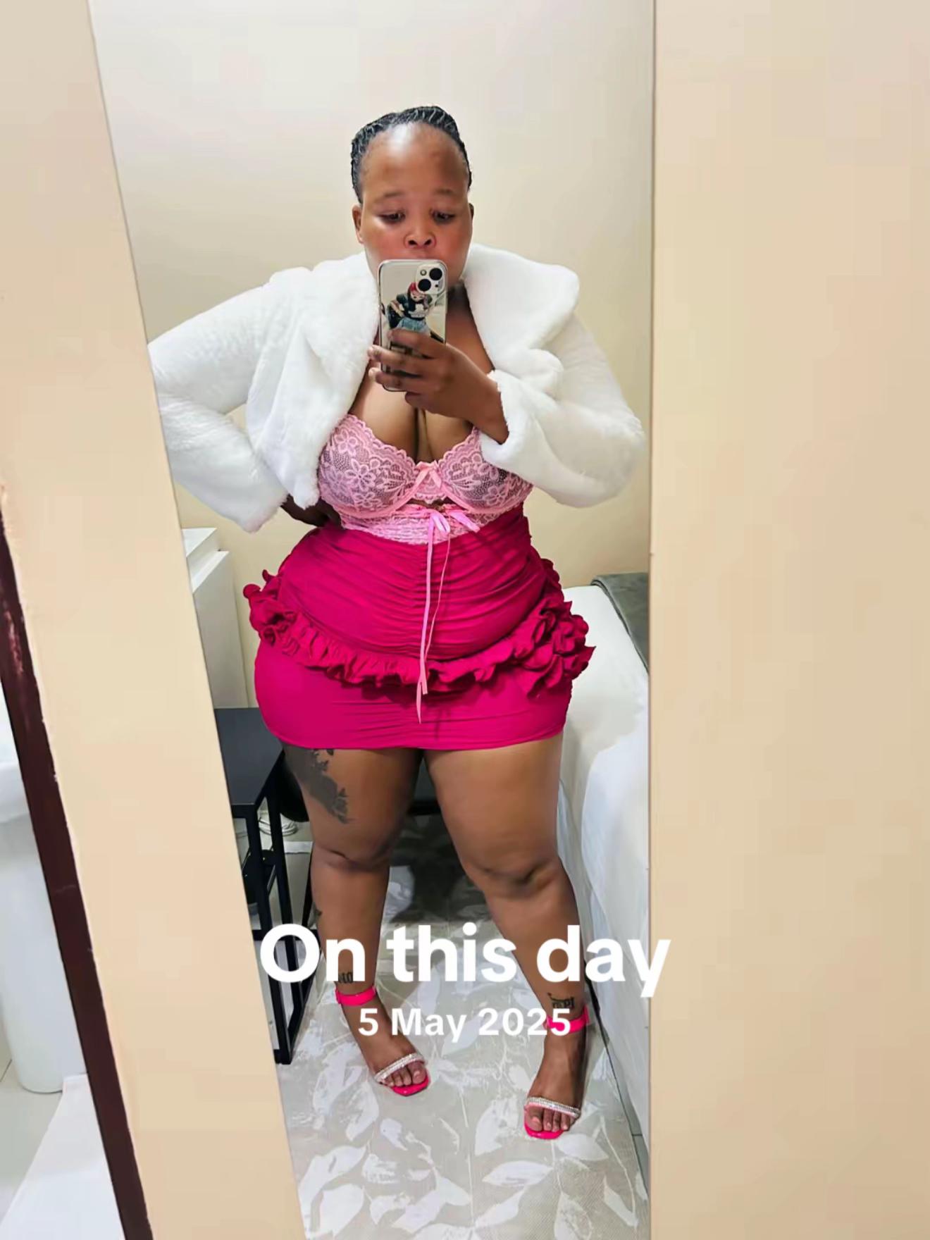 @Curvilicious 🥰F