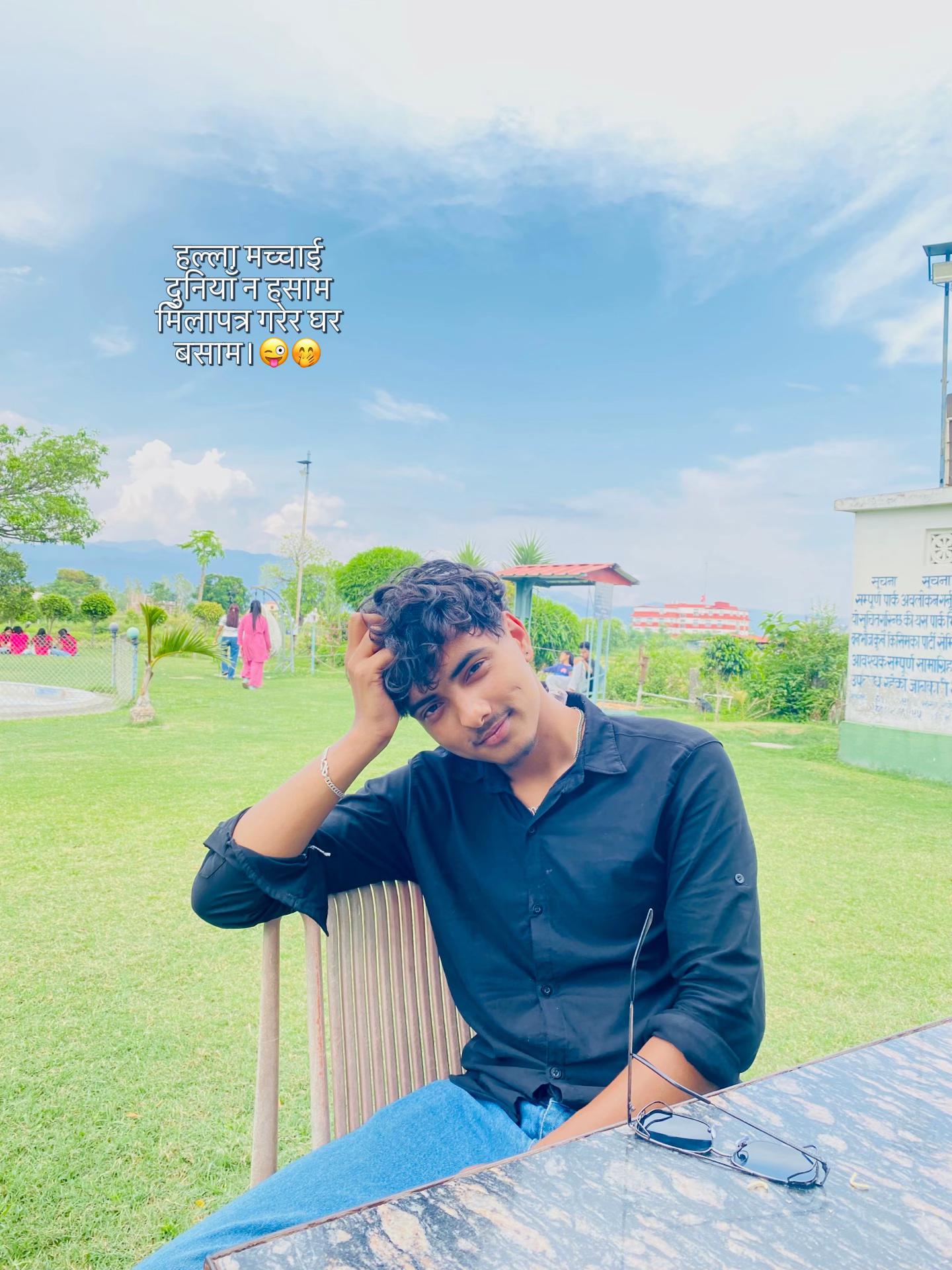 @Who Is Bipineey⁉️ 😗