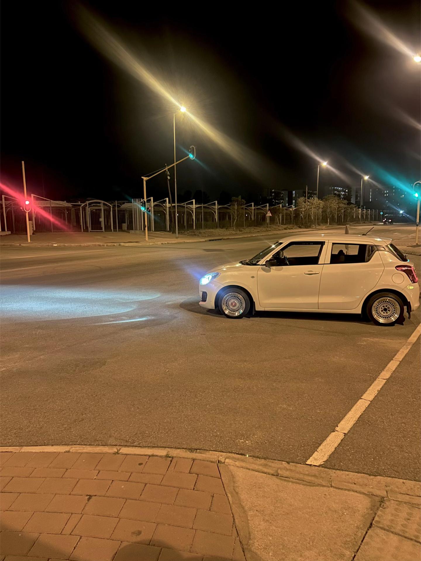 @Mukhawa phodzo_suzukiBmw