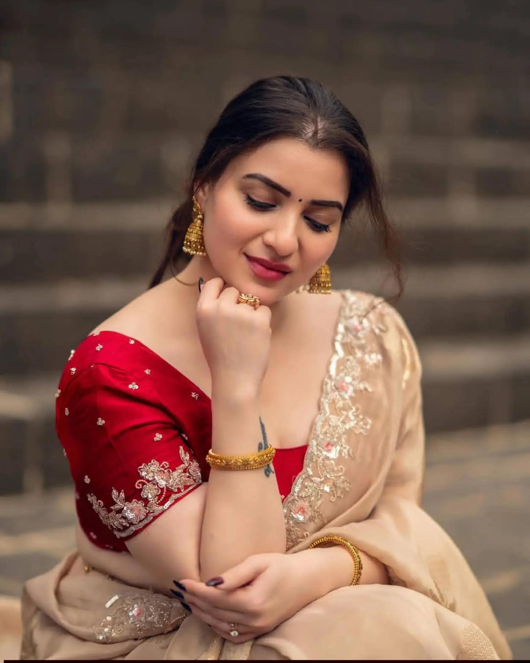 @PoojaJanRao