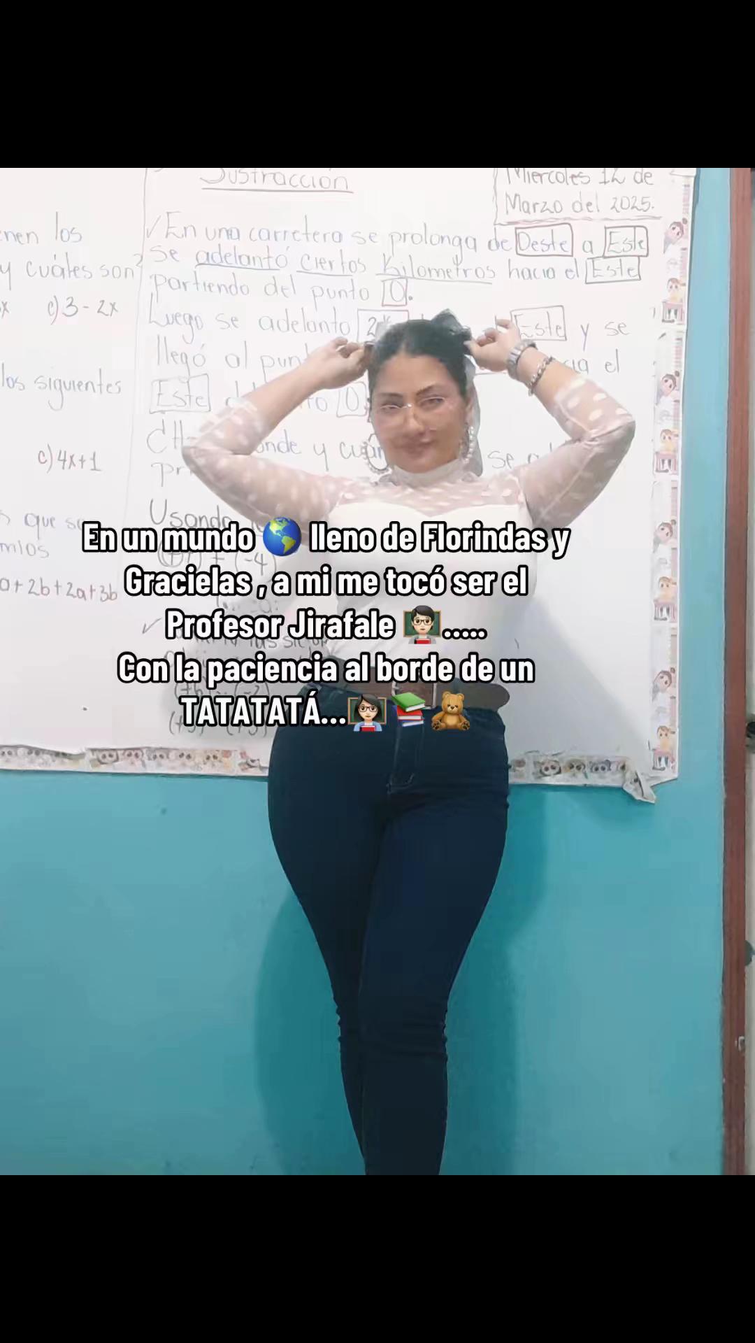 @Miss. Chavez 👩🏻&zwj;🏫🍎