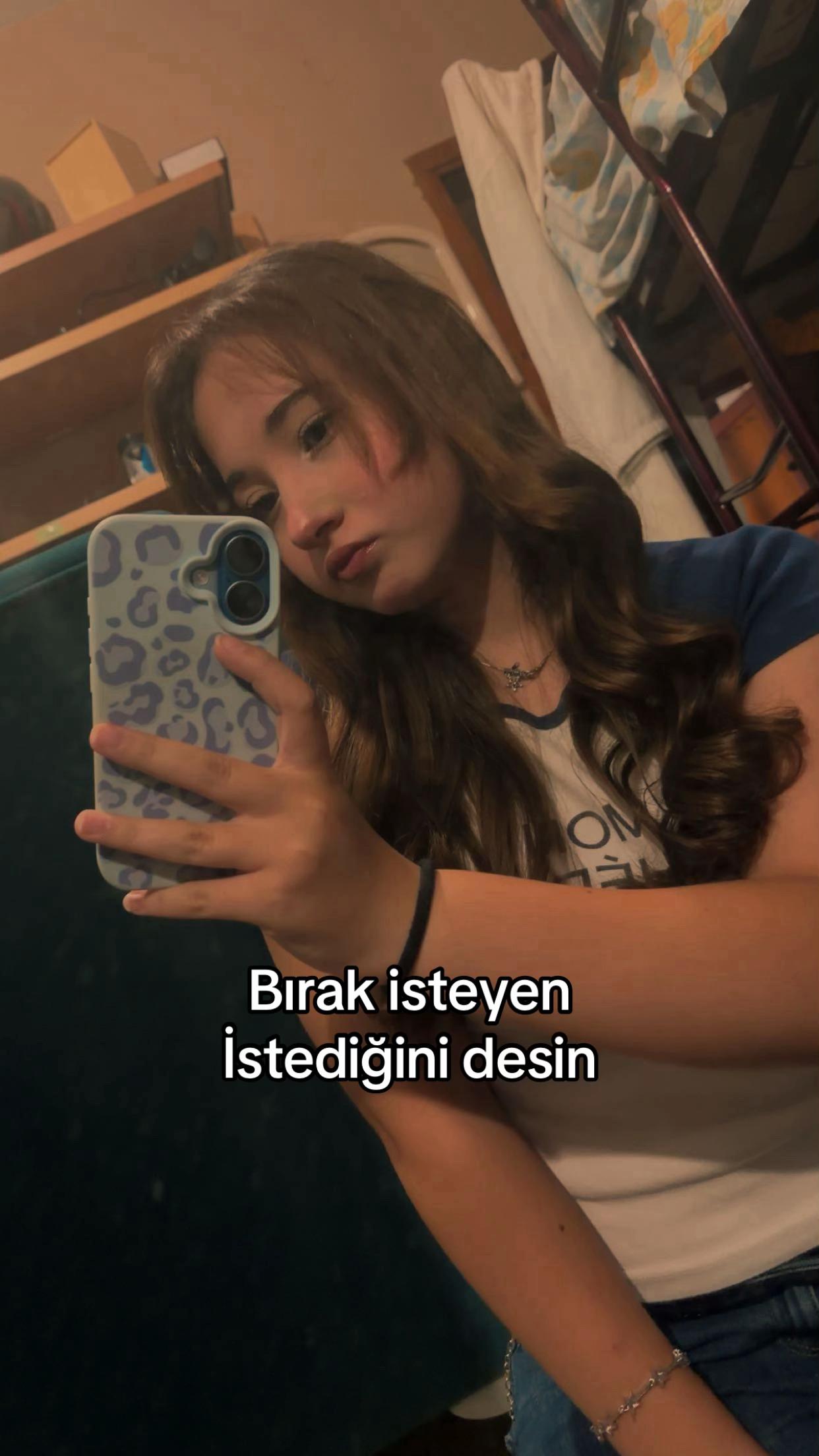 @Viora