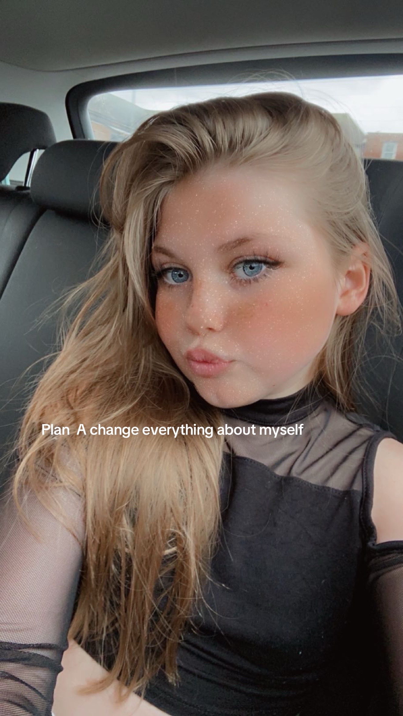 @Lexi๐ค๐๐๐