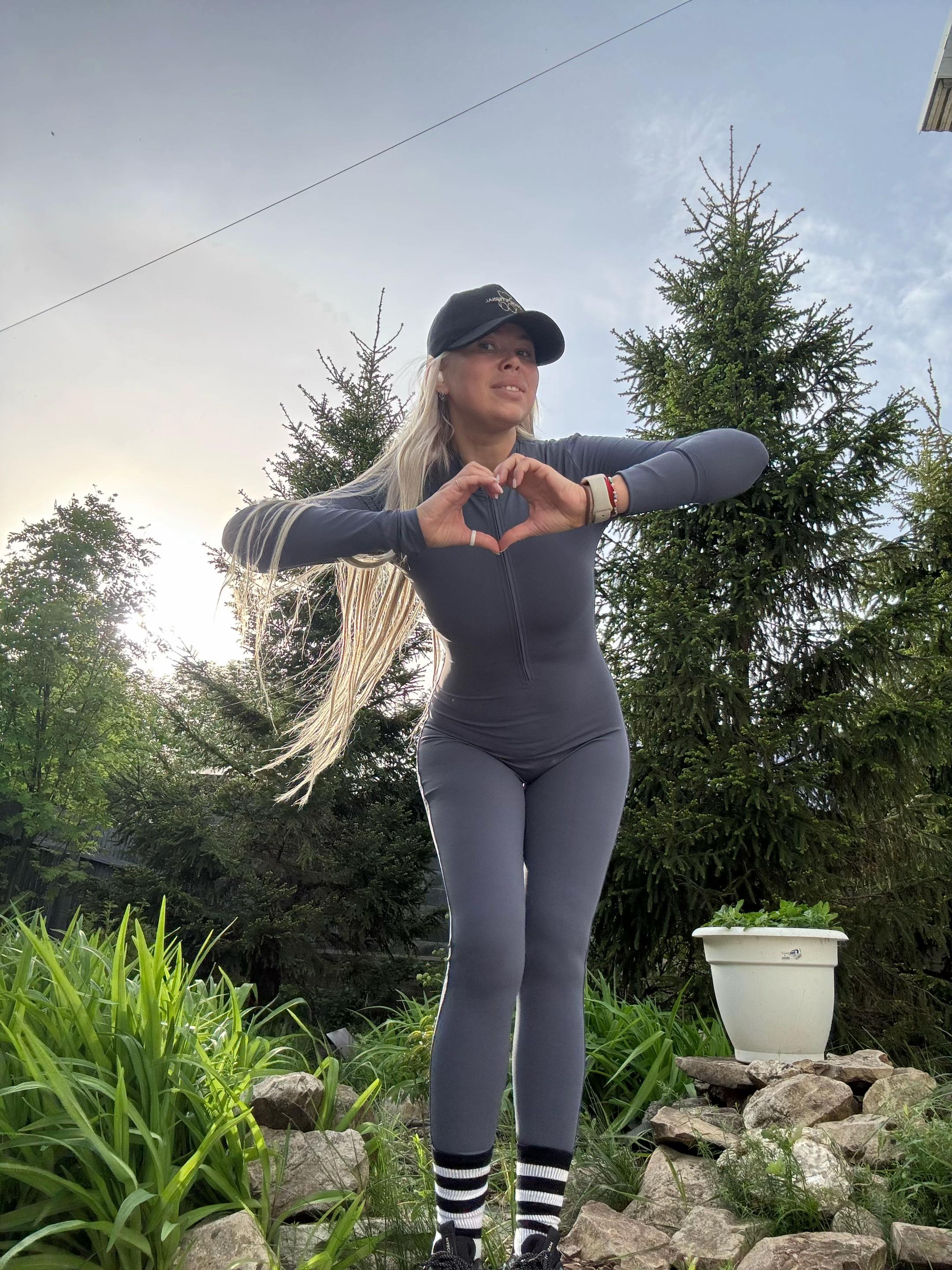 @ulana.miller
