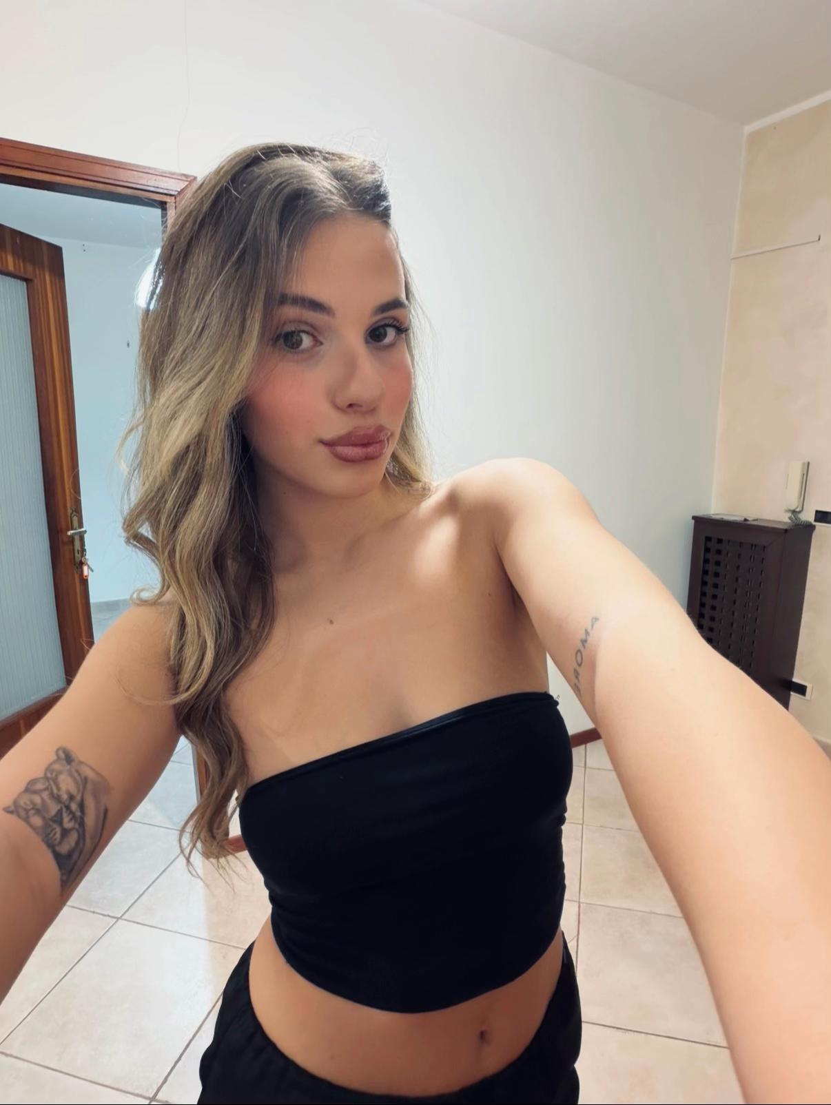 @sofia🍒