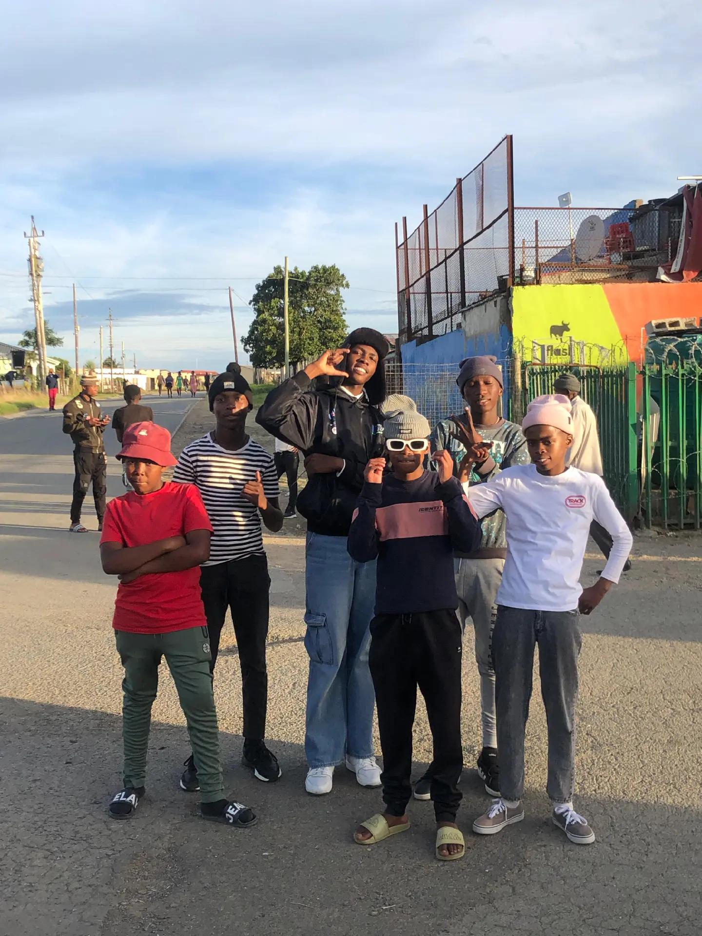 @CHEAZY🎙️