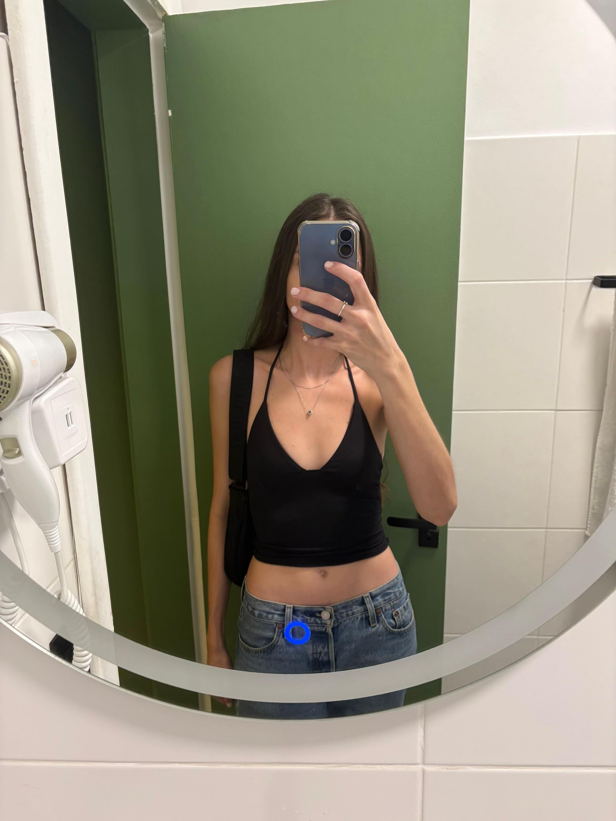 @letyciaribeirocosta