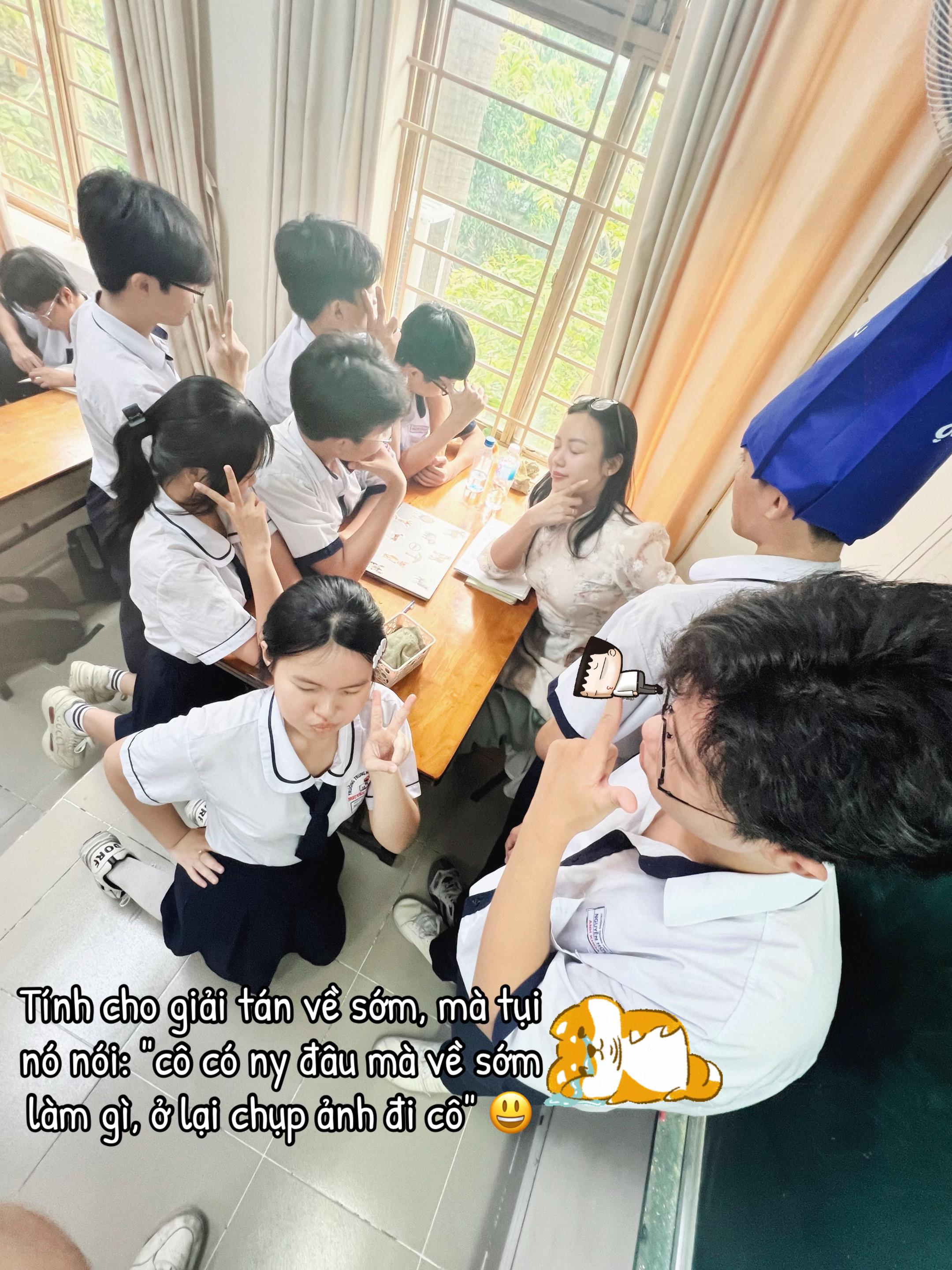 @Tím