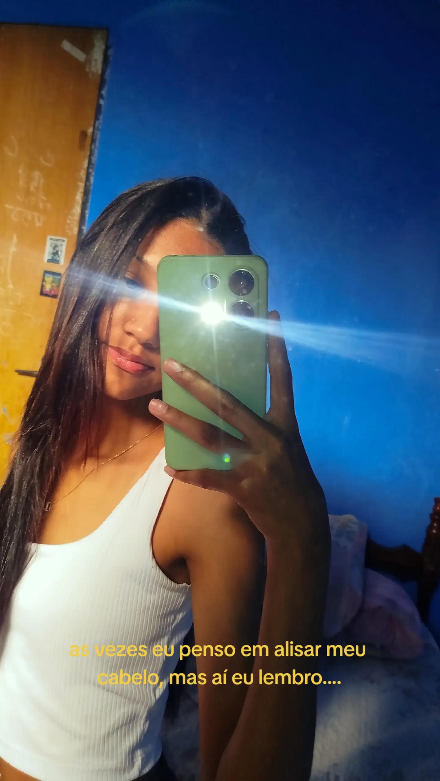 @Laura Silva 👾