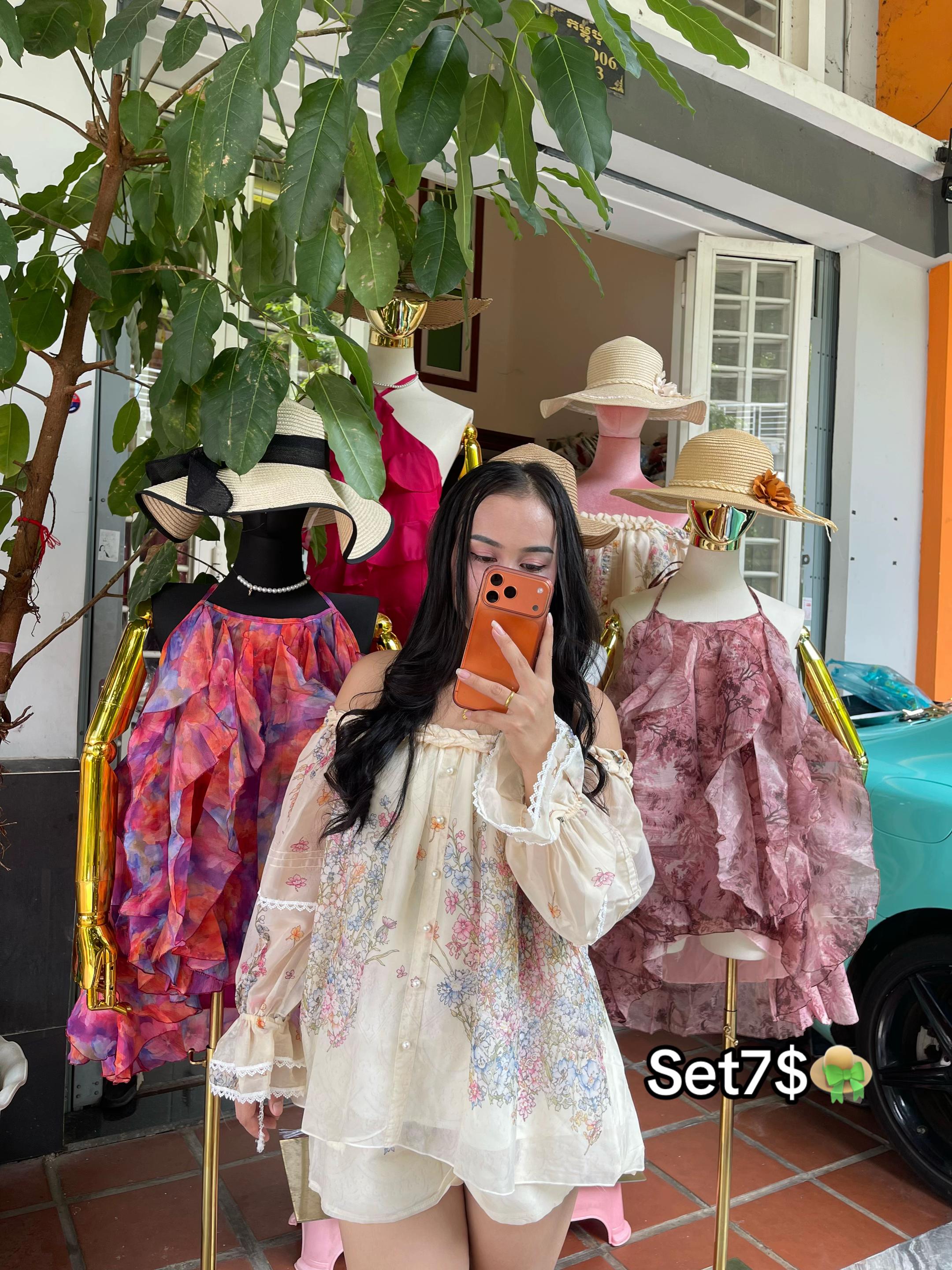 @ផេកFB:បោះដុំគ្រឿងក្រអូបដីហ៊ុយ