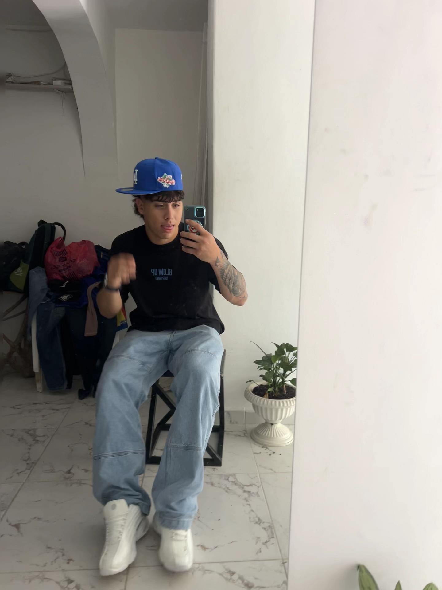 @ᴇᴅɢᴀʀ 