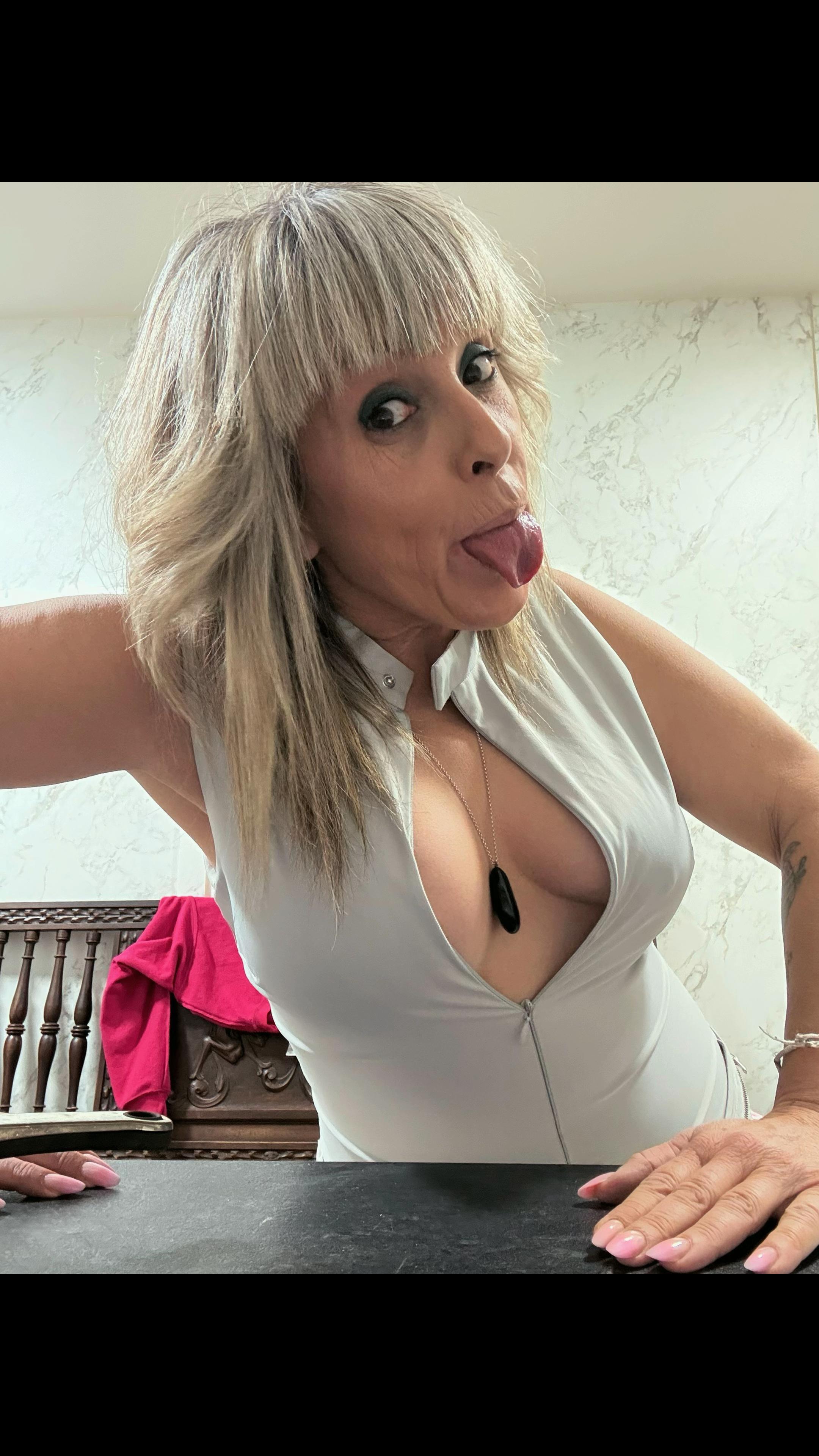 @Anacar77