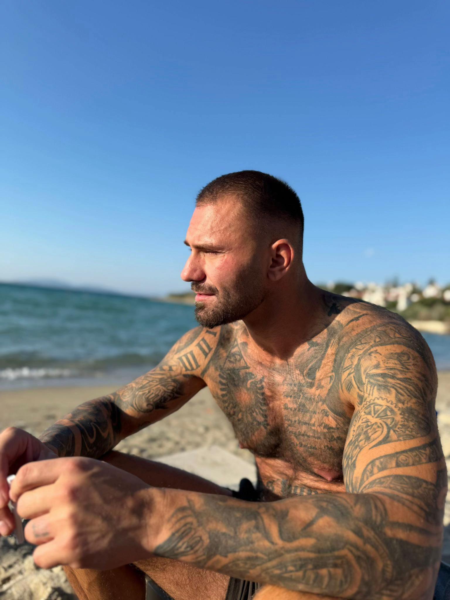 @Nick Ka&ccedil;anolli