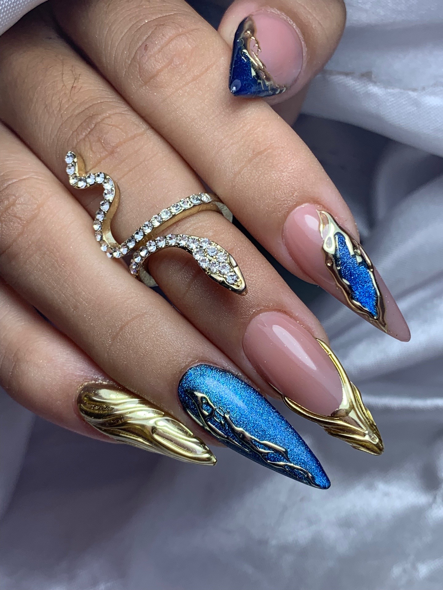 @Jhey Guillén 🌸