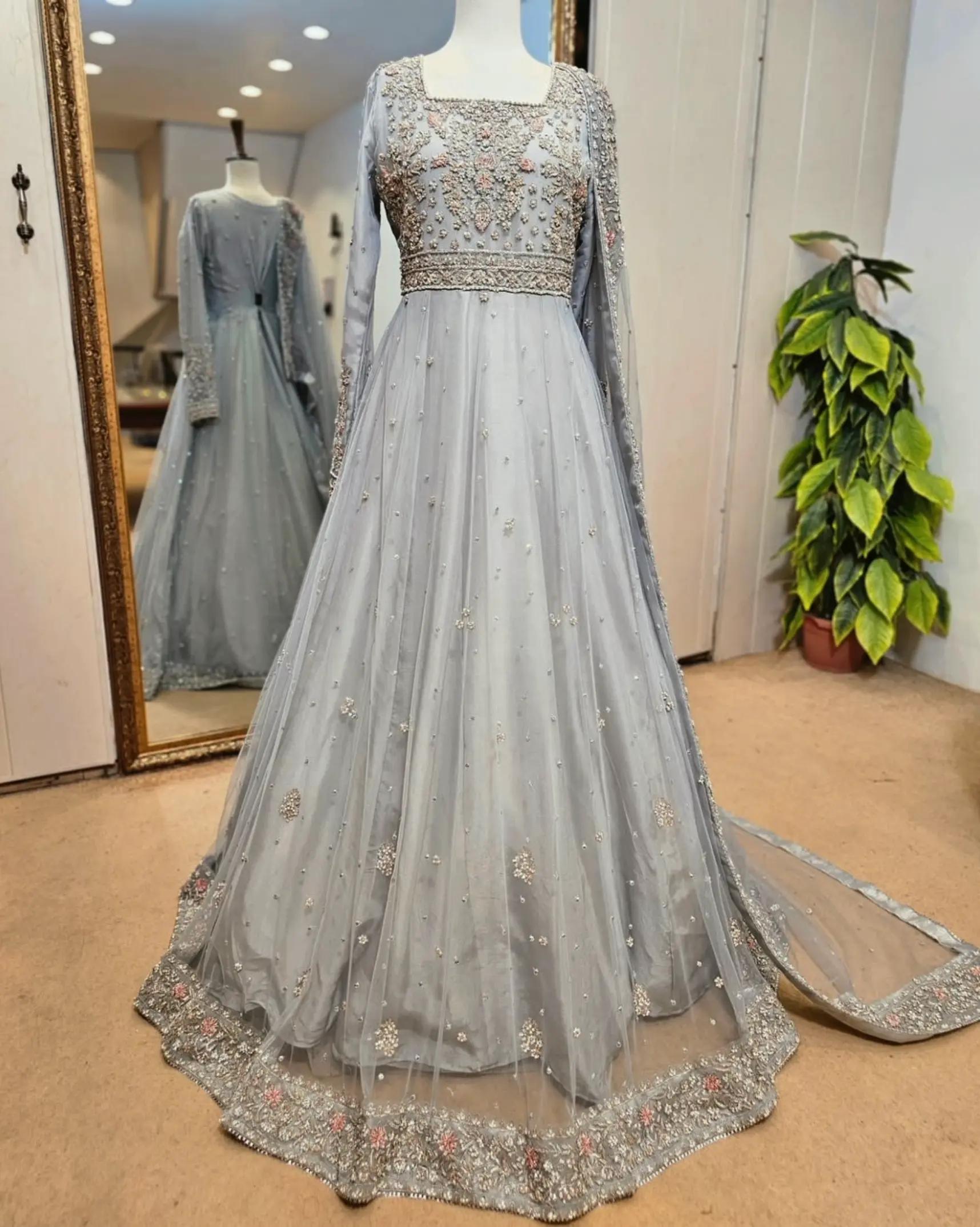 @bridal_house