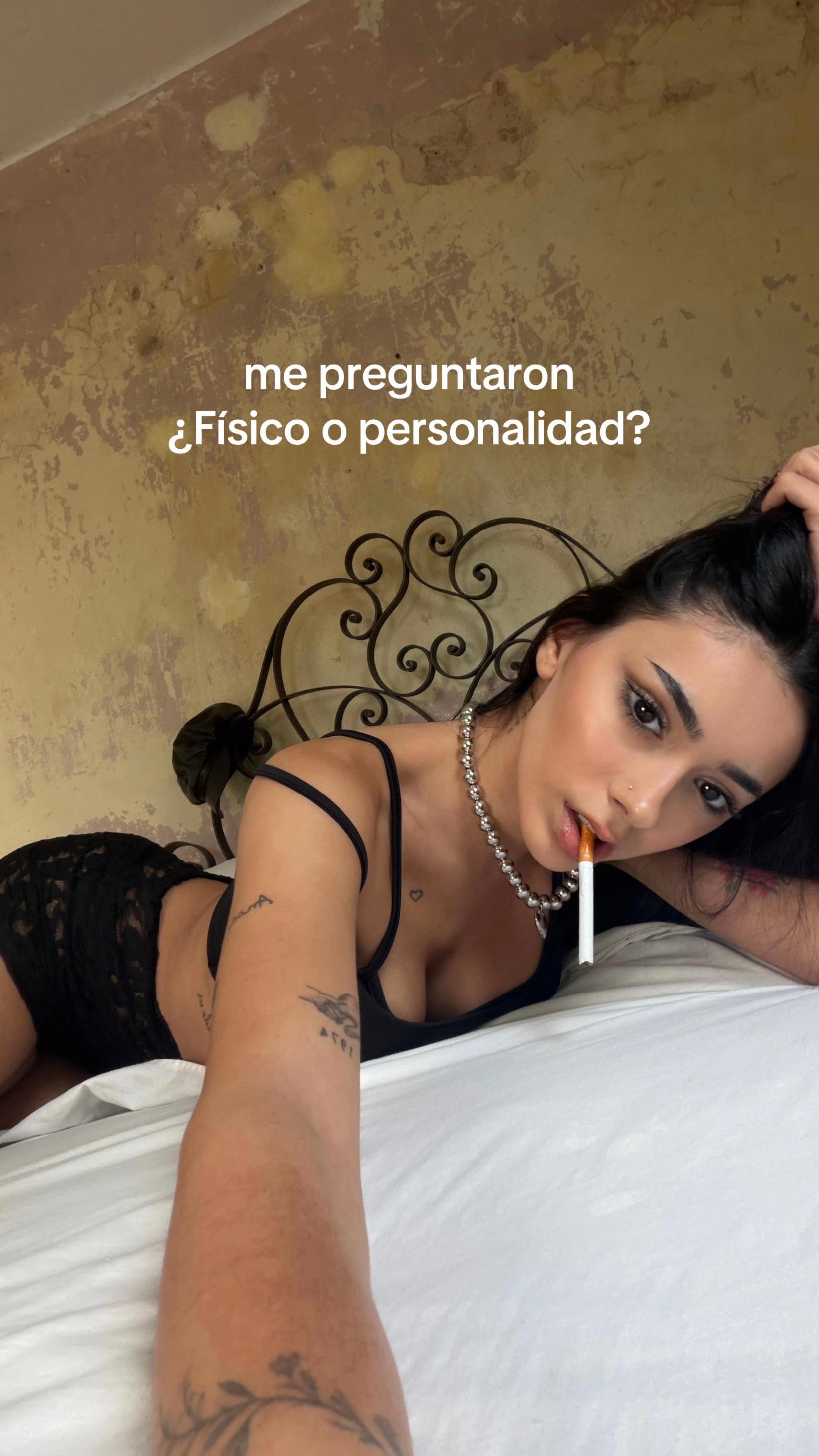 @hanni