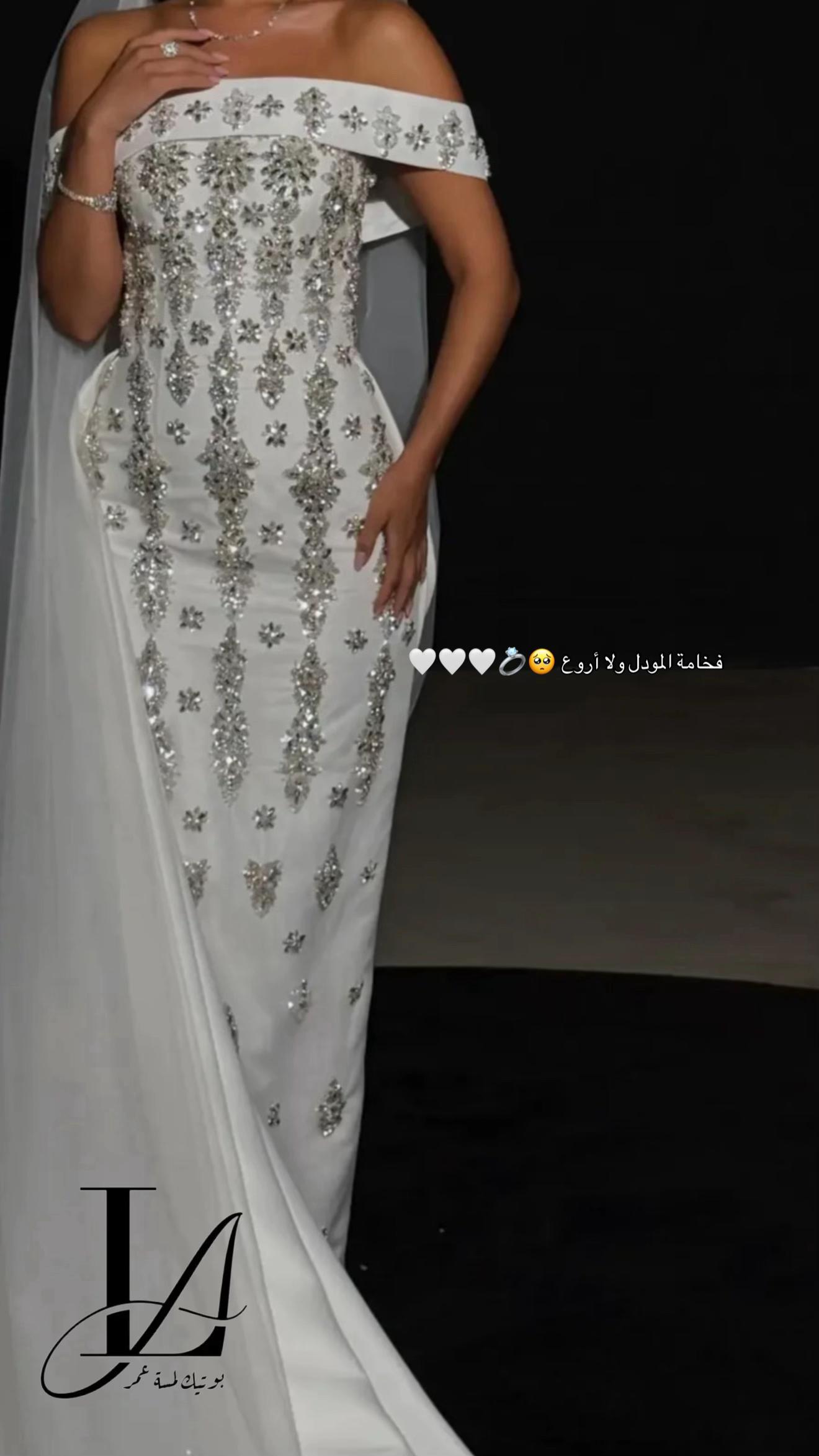 @بوتيك لمسة عُمر 💍🤍