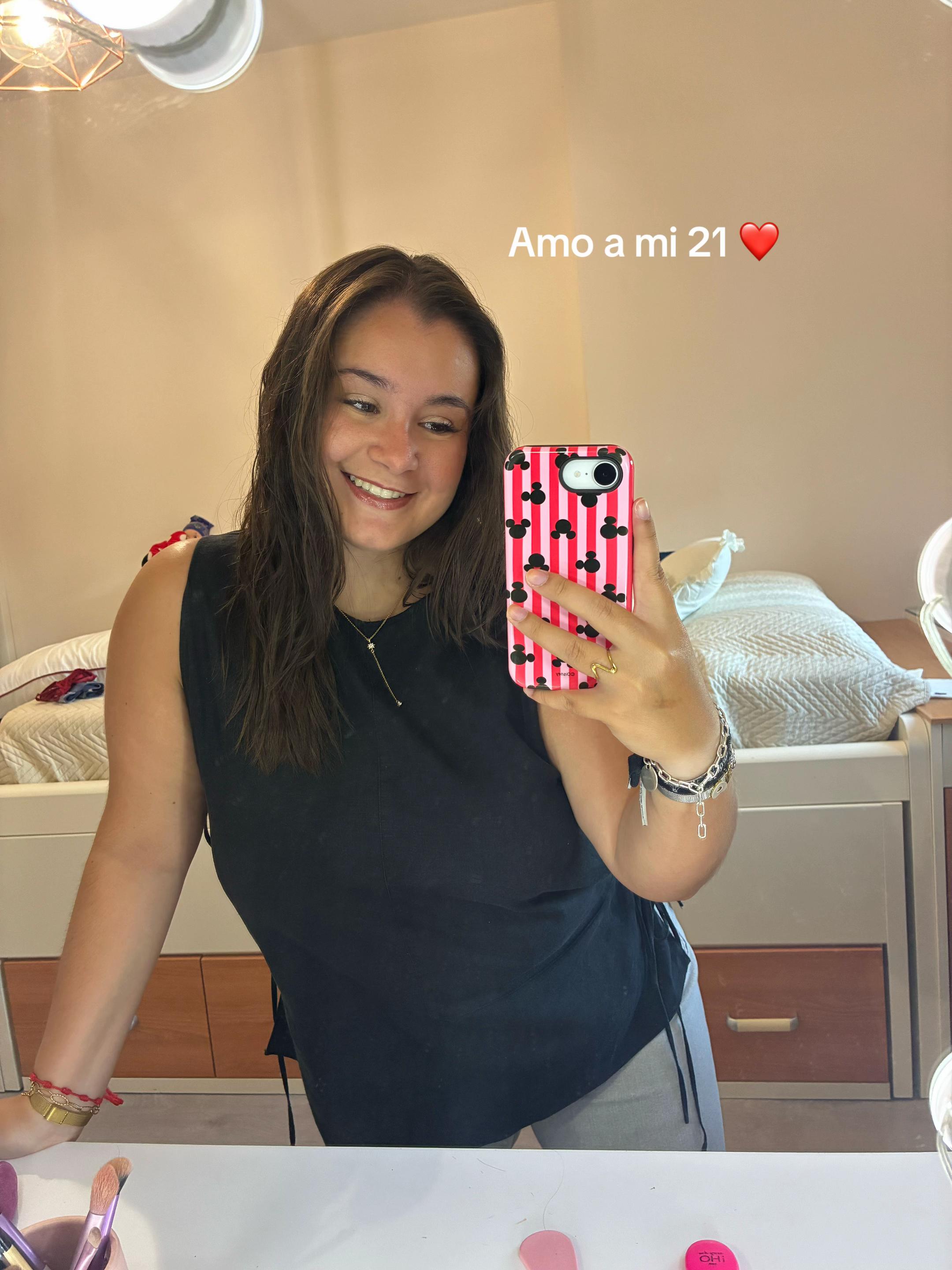 @Elena Chaparro 🩷