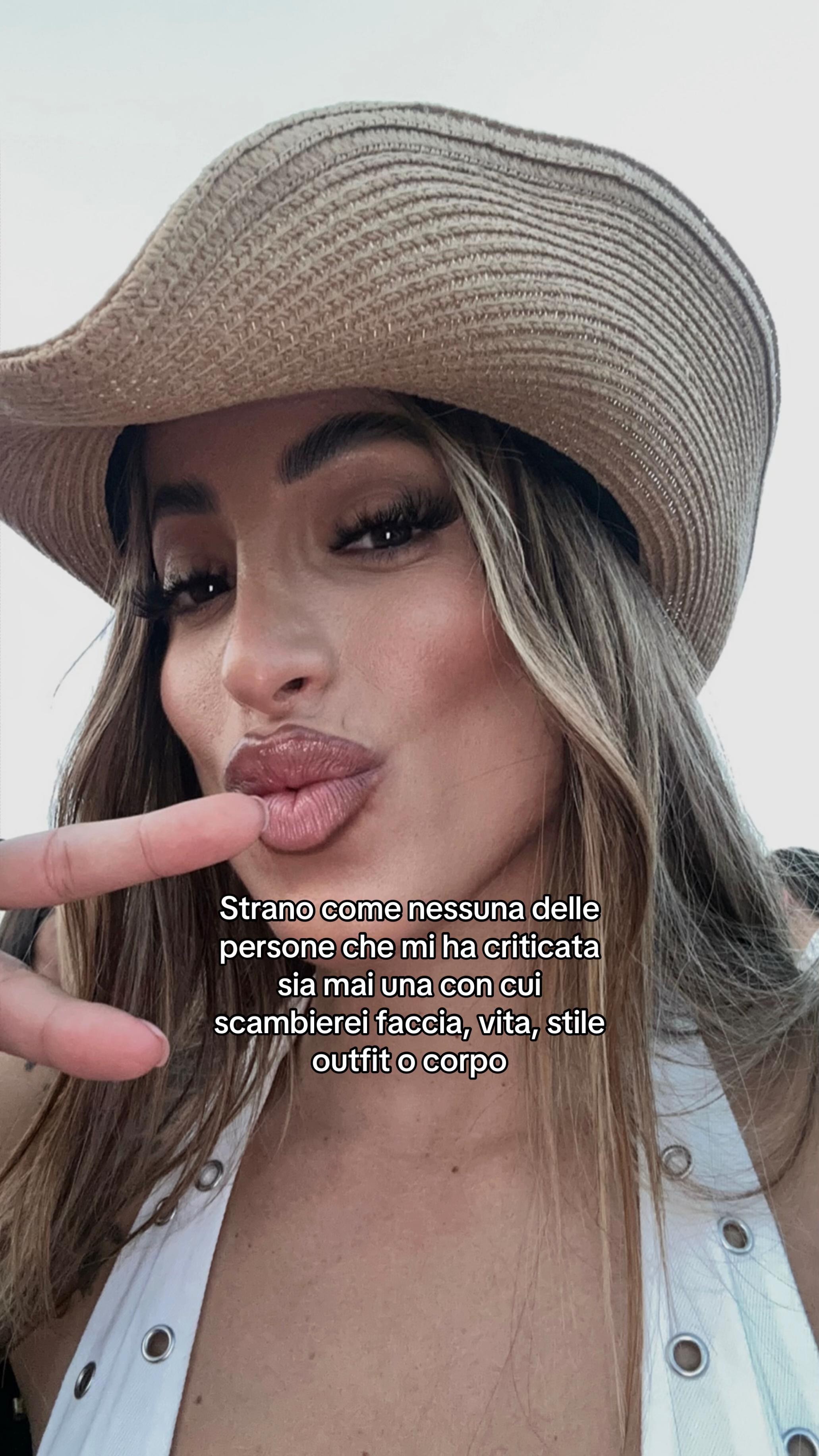 @S👑