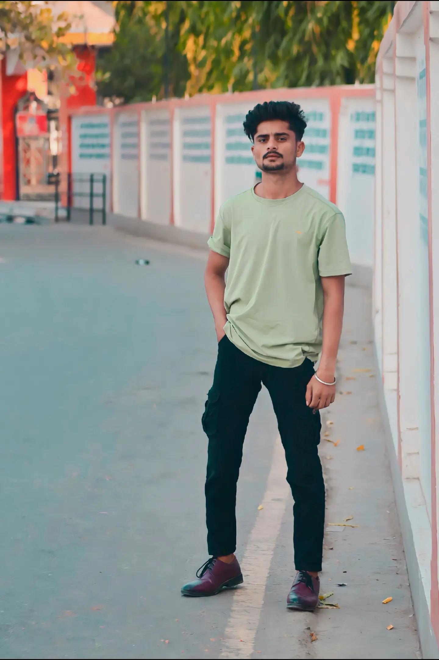 @👑@Mr.sonu_ydv1👑