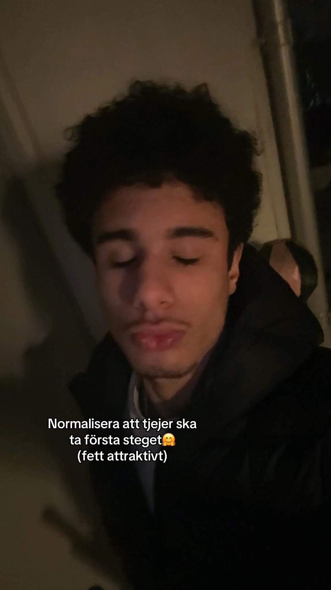 @3𝔃𝔃𝓸