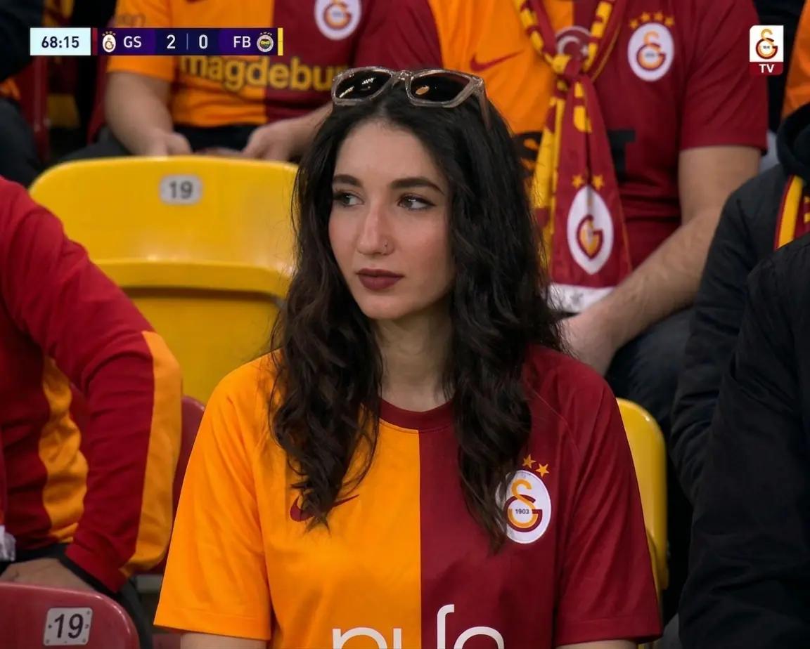 @Kübra🌸