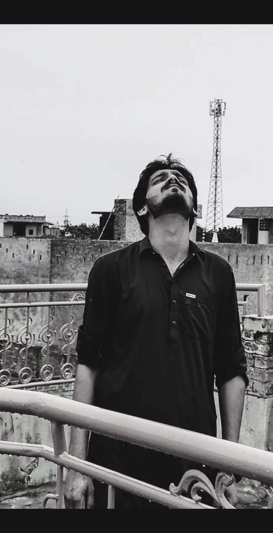 @Ch.Uzair £🚩