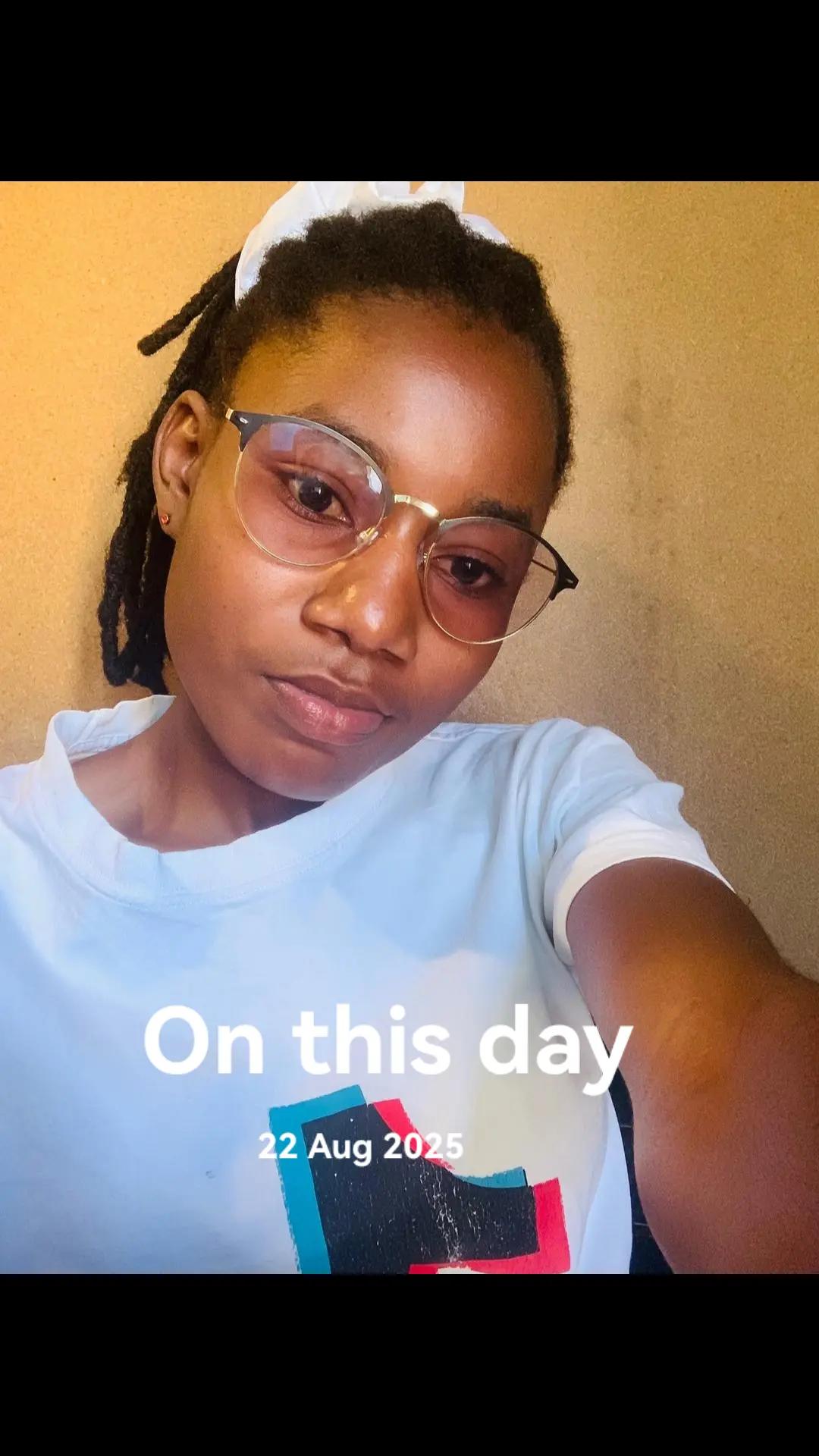 @Ms Getrud Nandi...🥰🫂