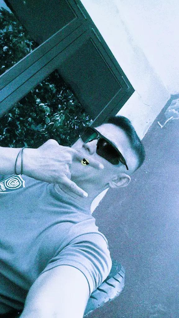 @Raja galau 🤕🤕