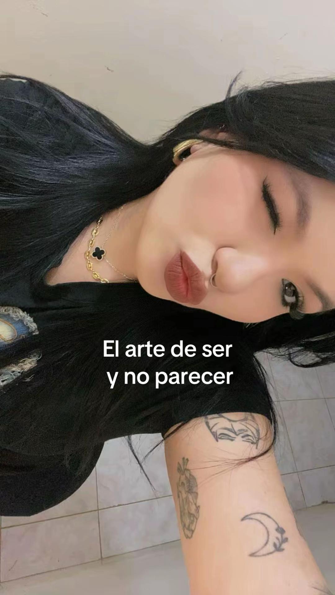 @𝐕𝐢𝐯𝐢💋