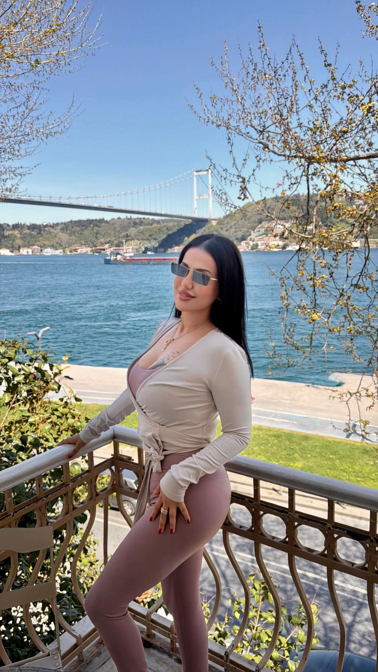 @Cansu Özer