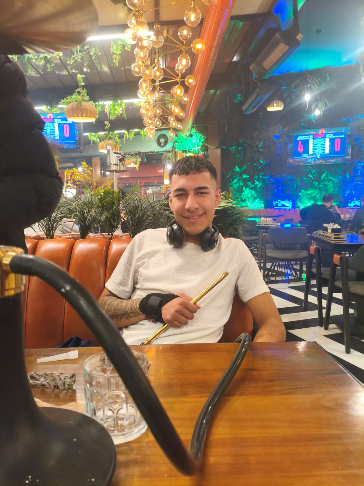 @🕊️