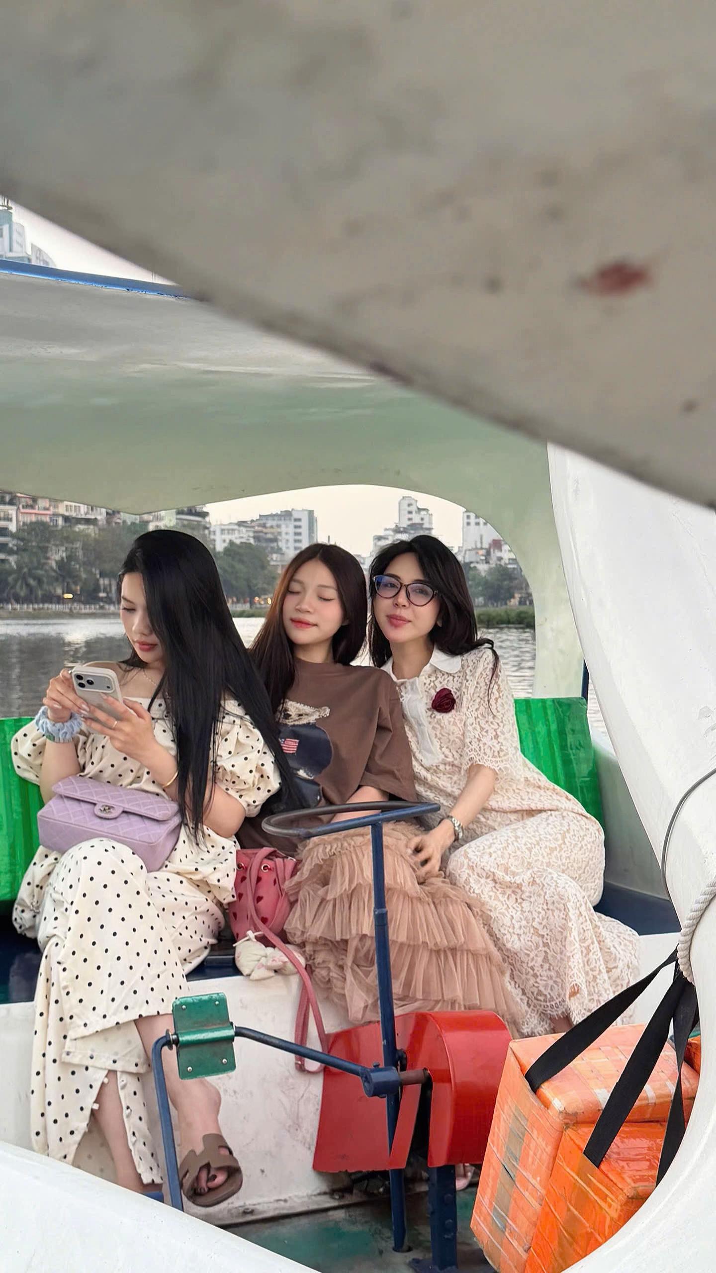 @HỨA GIA Hân