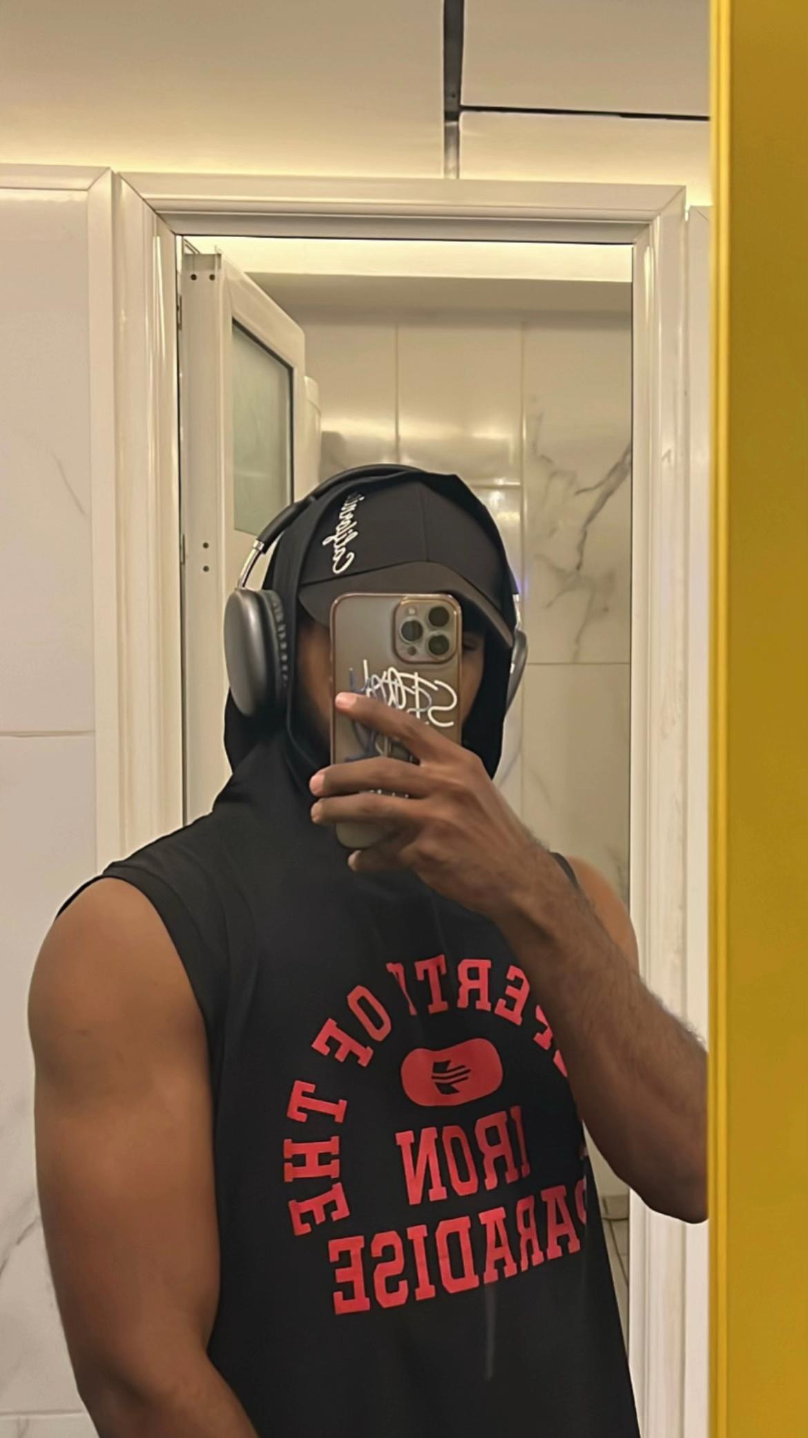 @M