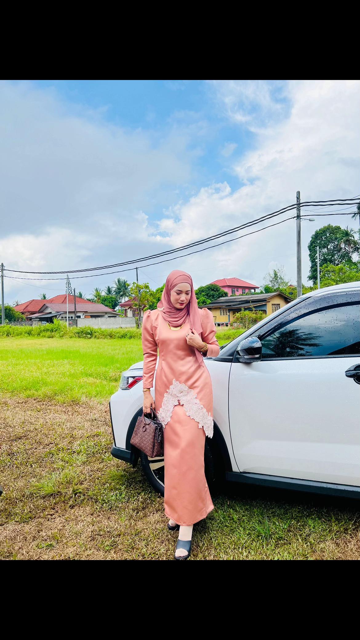 @Mia Amira 08