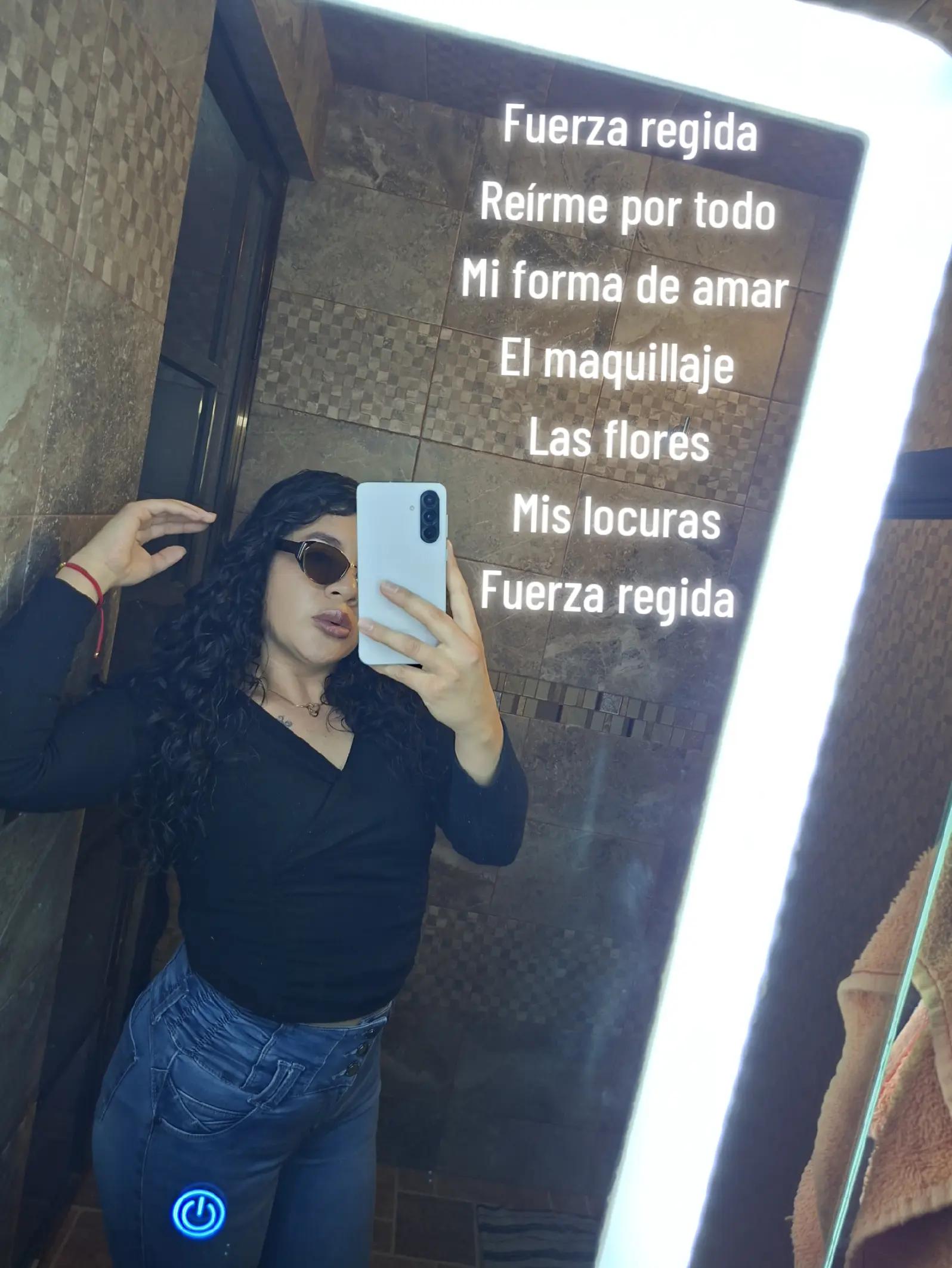 @Daniela🍒