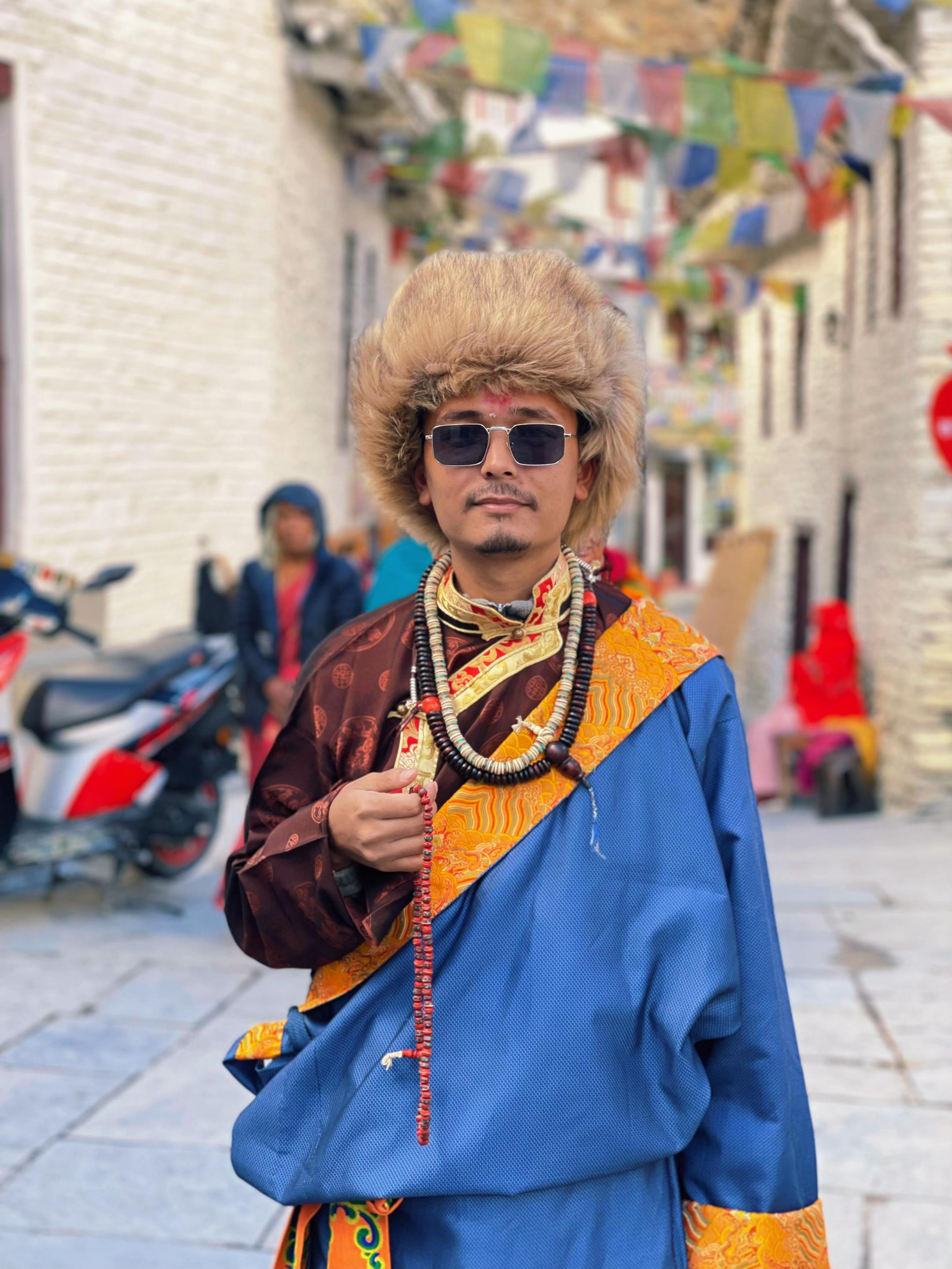 @थिँयाल 🌿