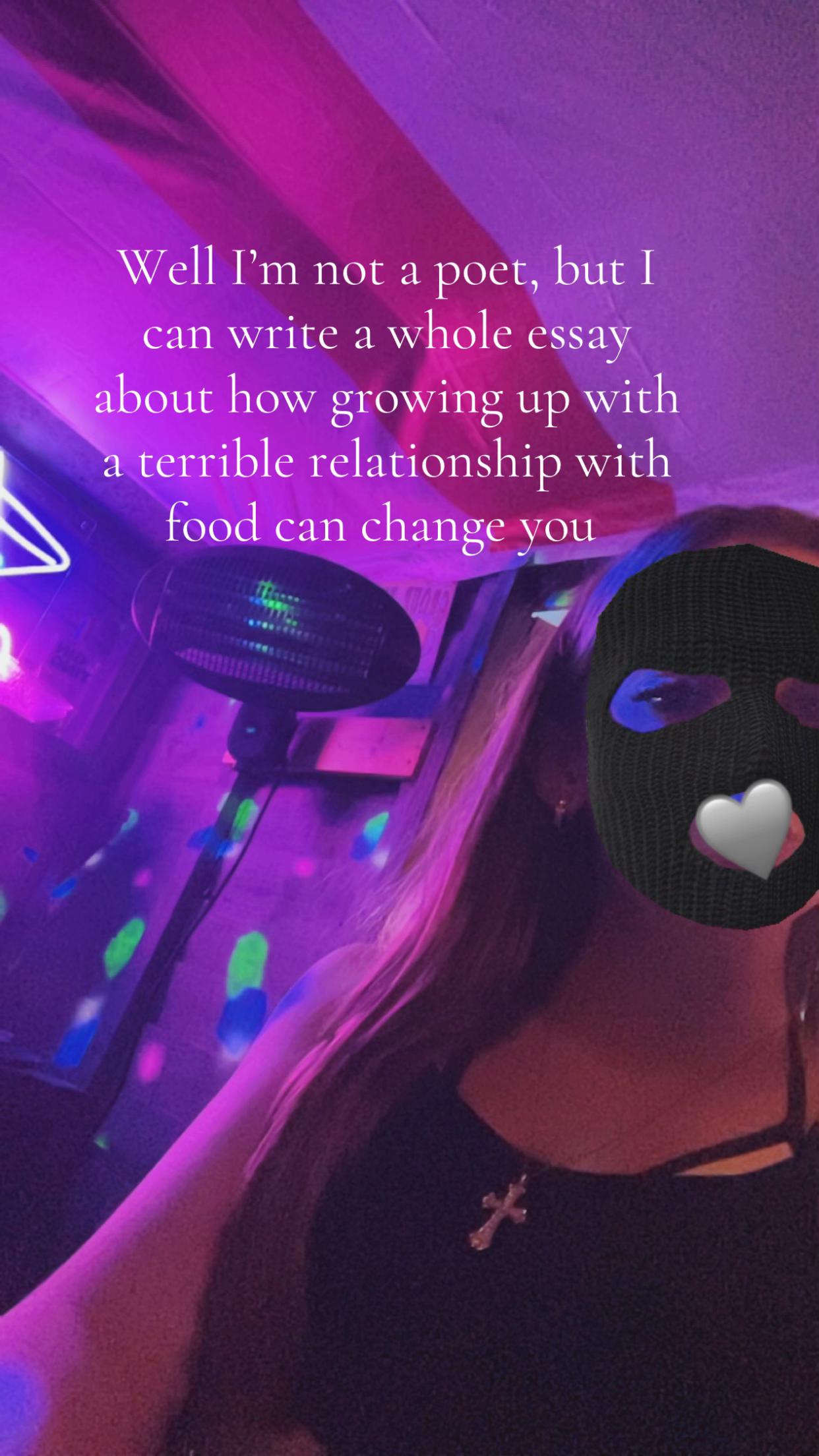 @Izz 🩶🫰🏻