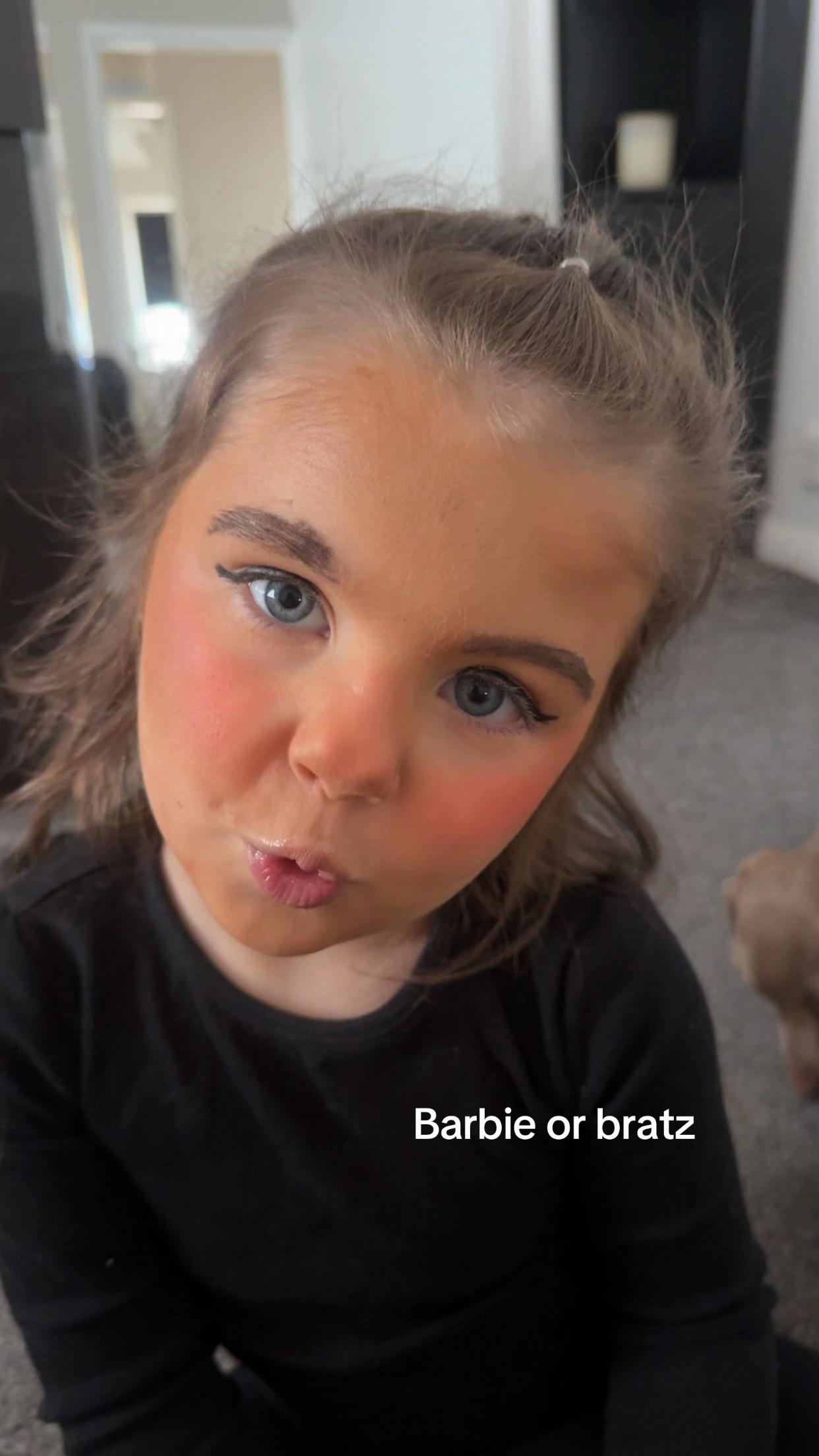 @daniellekelly