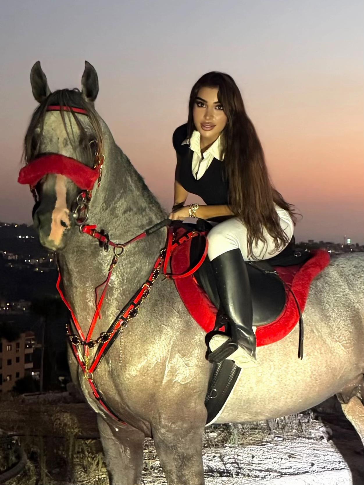 @لــيــن🐎