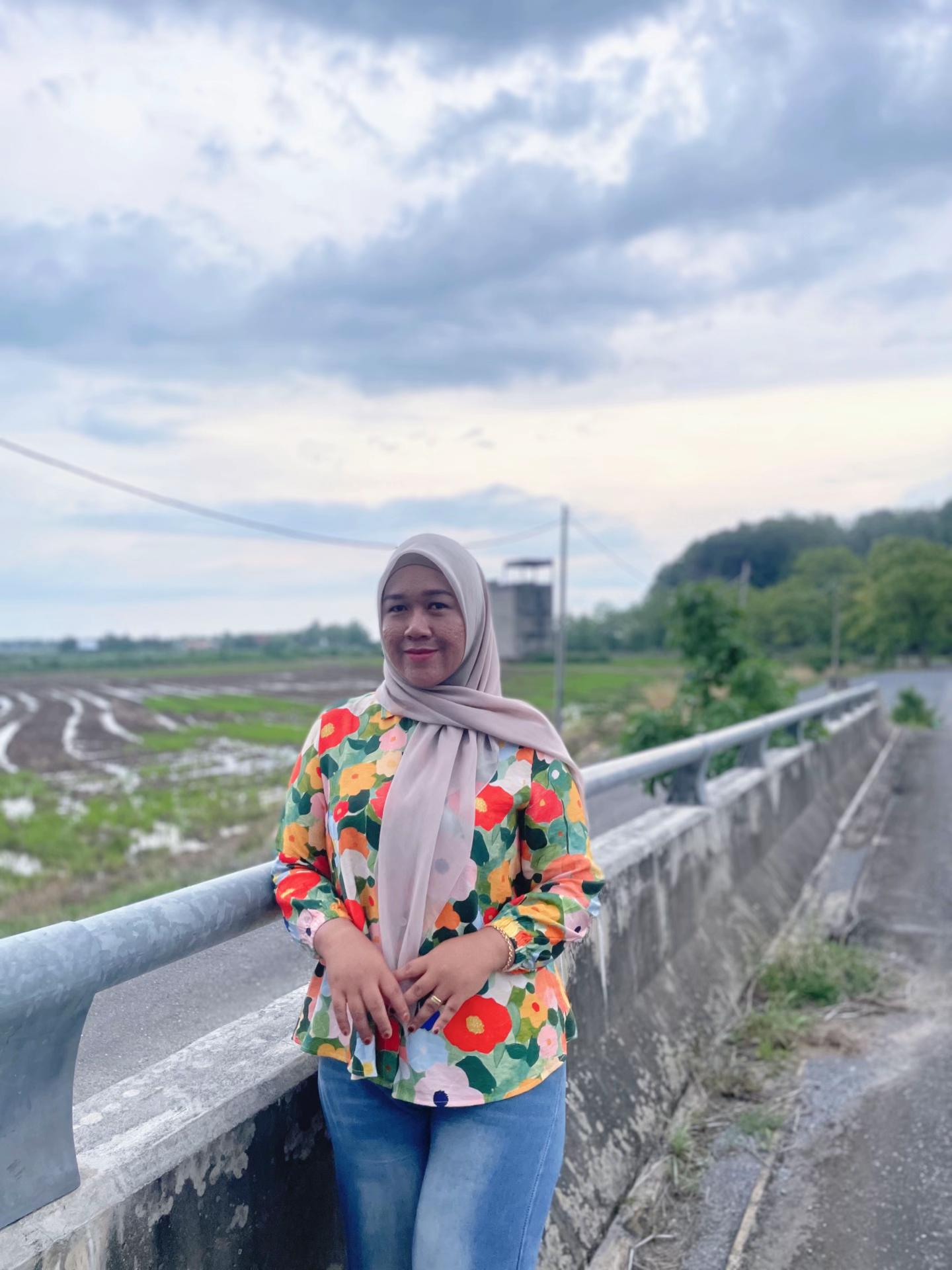 @afizahahamat🕊️